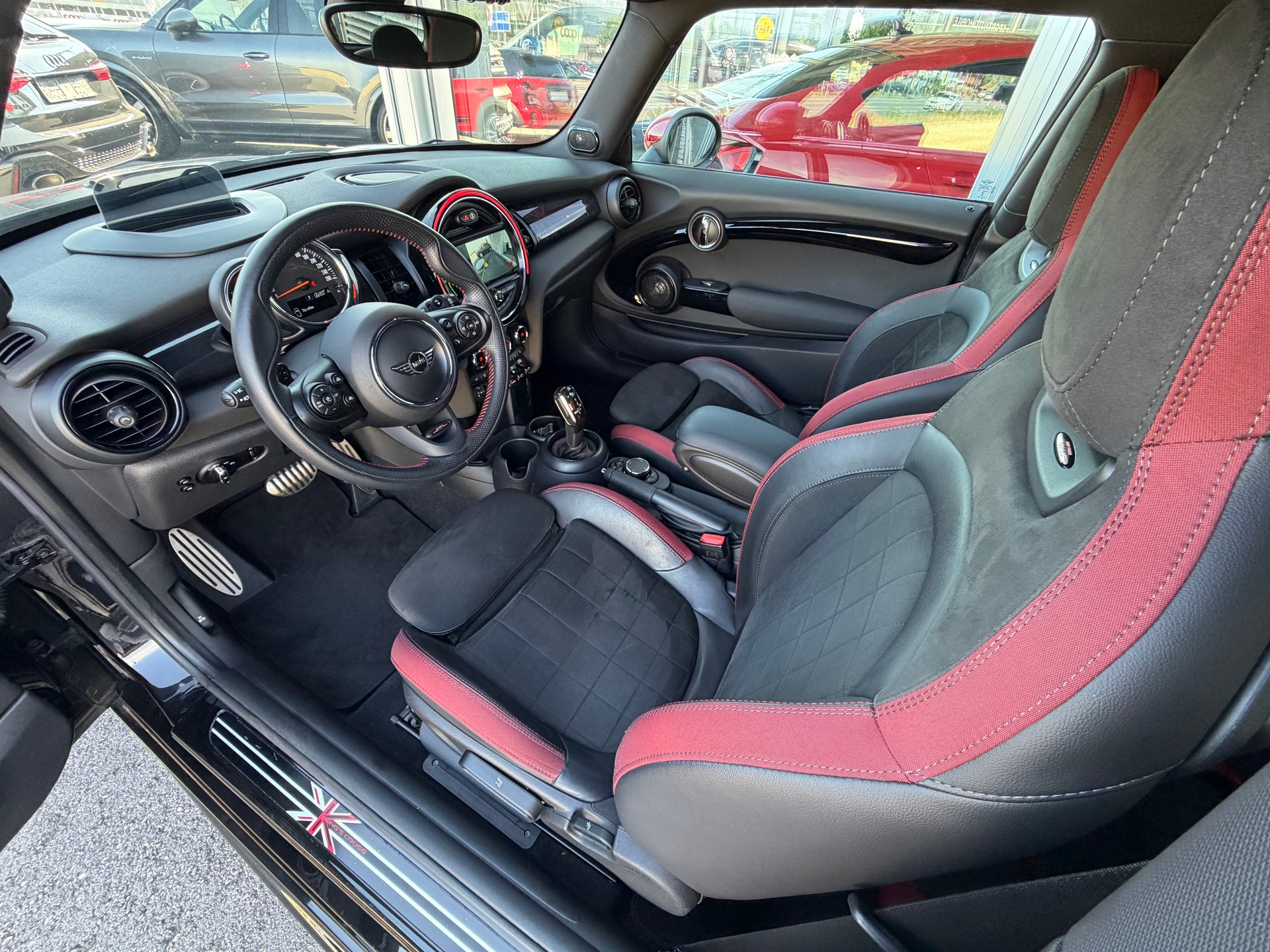 MINI Cooper King's Cross Steptronic DKG-image-19
