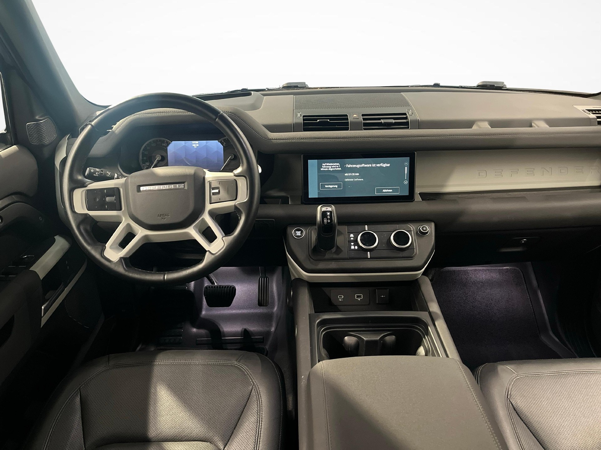 LAND ROVER Defender 110 3.0 D I6 S-image-8