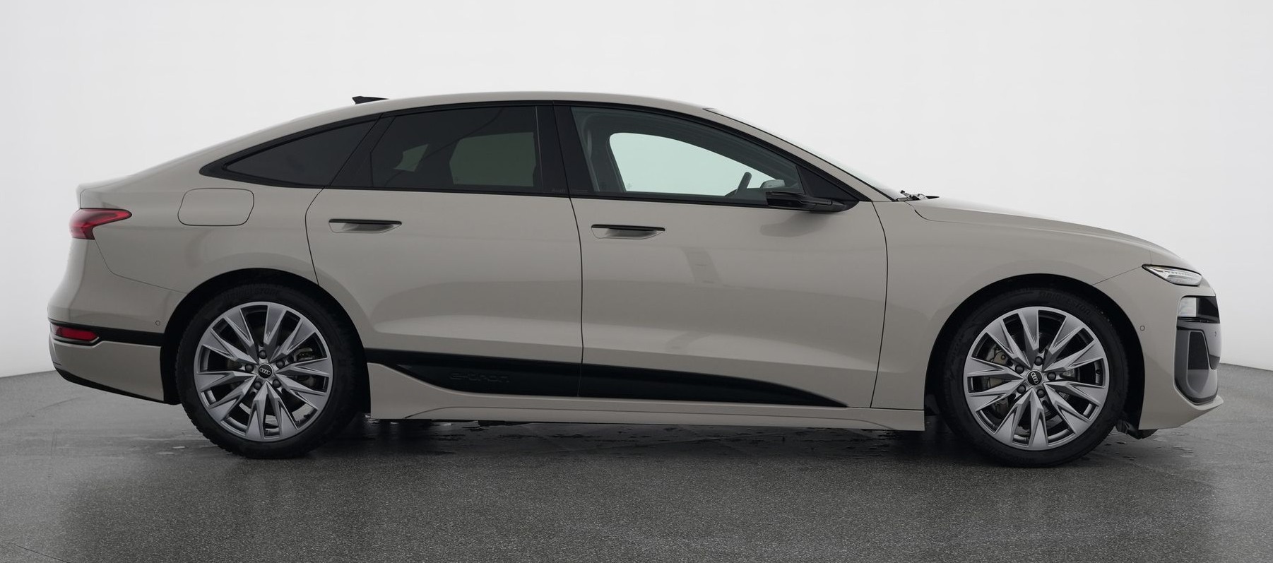 AUDI A6 Sportback e-tron quattro S-Line Tech pro mit traumhafter Ausstattung!-image-28