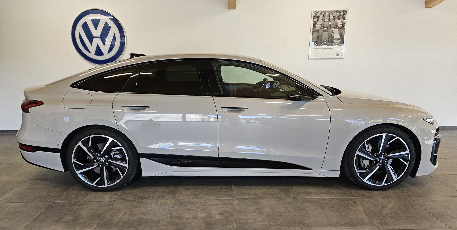 AUDI A6 Sportback e-tron quattro S-Line Tech pro mit traumhafter Ausstattung!-image-10