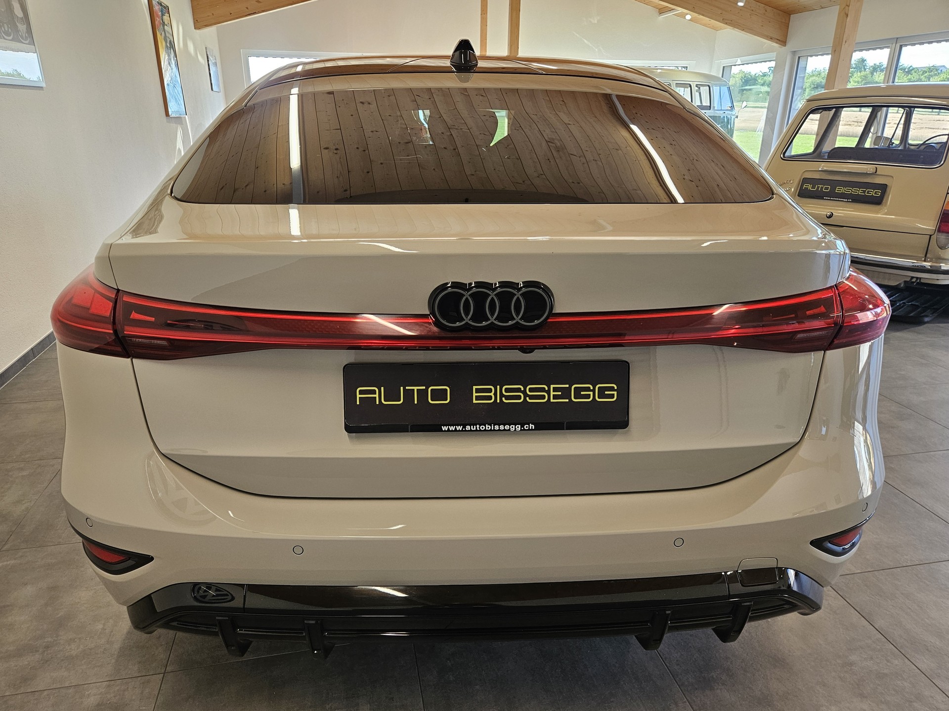 AUDI A6 Sportback e-tron quattro S-Line Tech pro mit traumhafter Ausstattung!-image-6