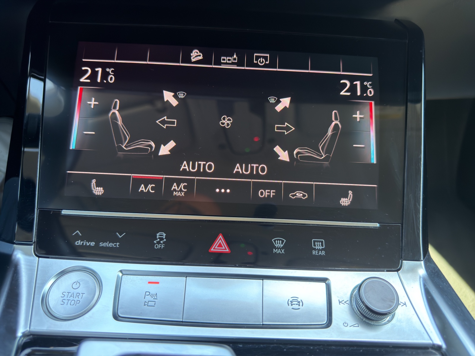 AUDI e-tron 50 quattro-image-16