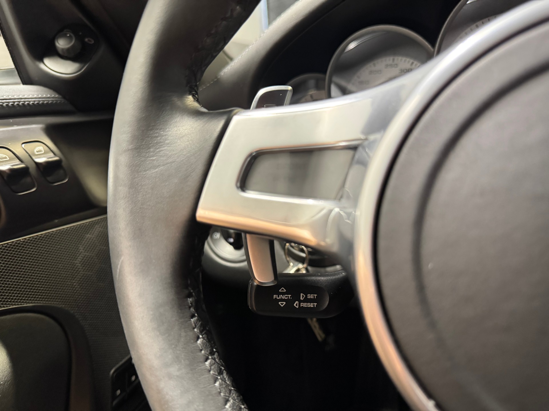 PORSCHE 911 Carrera S PDK(56)(M)-image-10