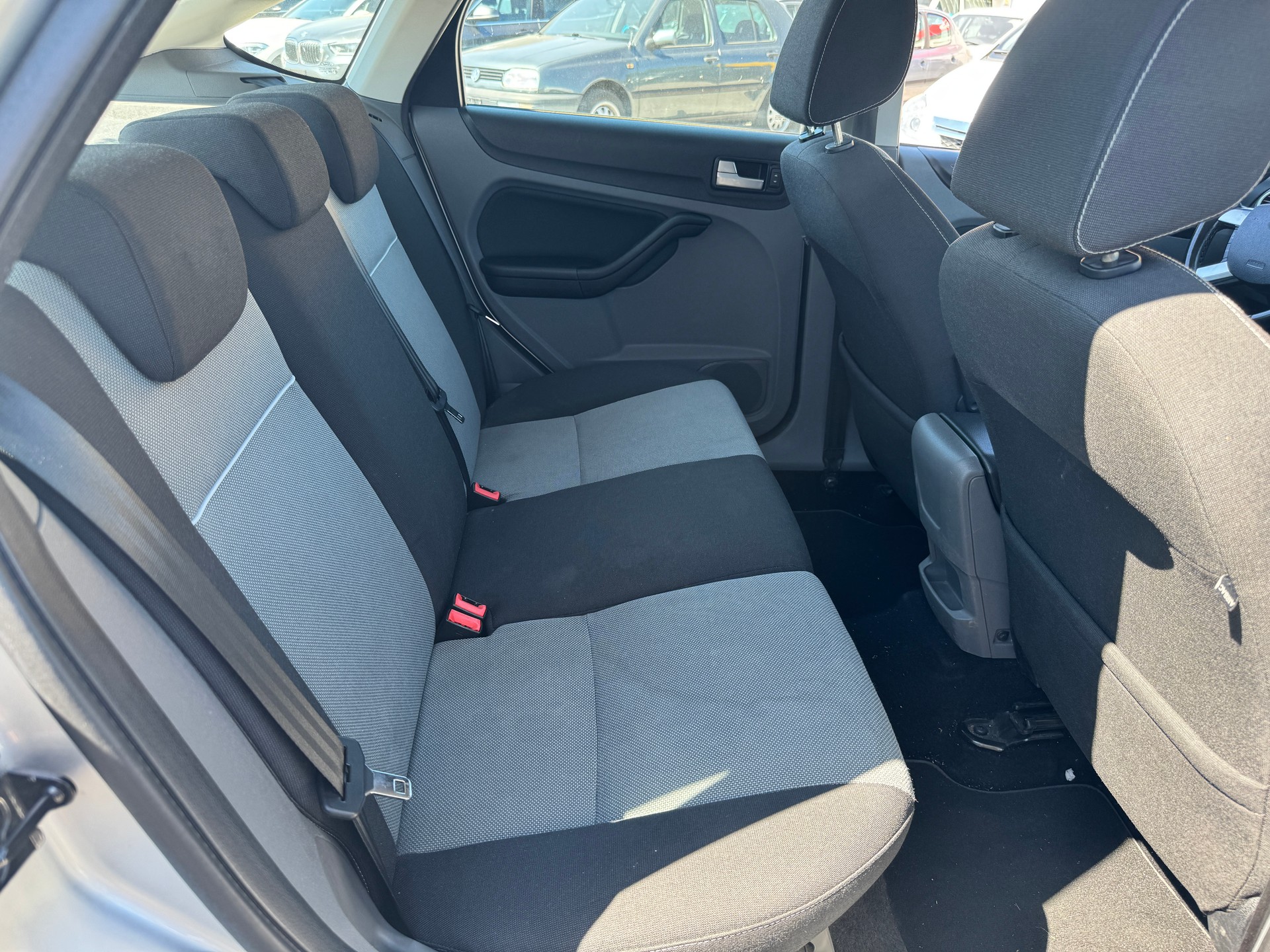 FORD Focus 1.6 TDCi Carving-image-11