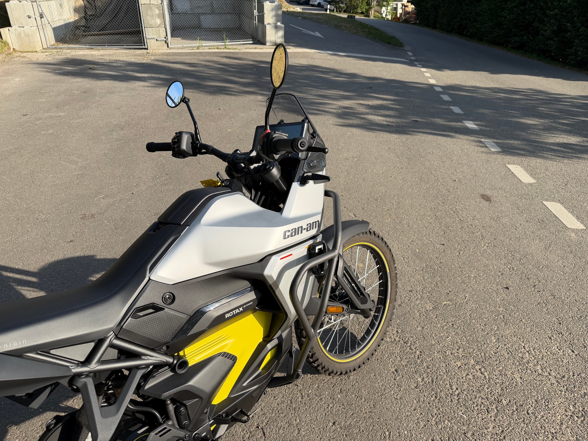 CAN-AM Origin 73 35kW-showroom-element-2