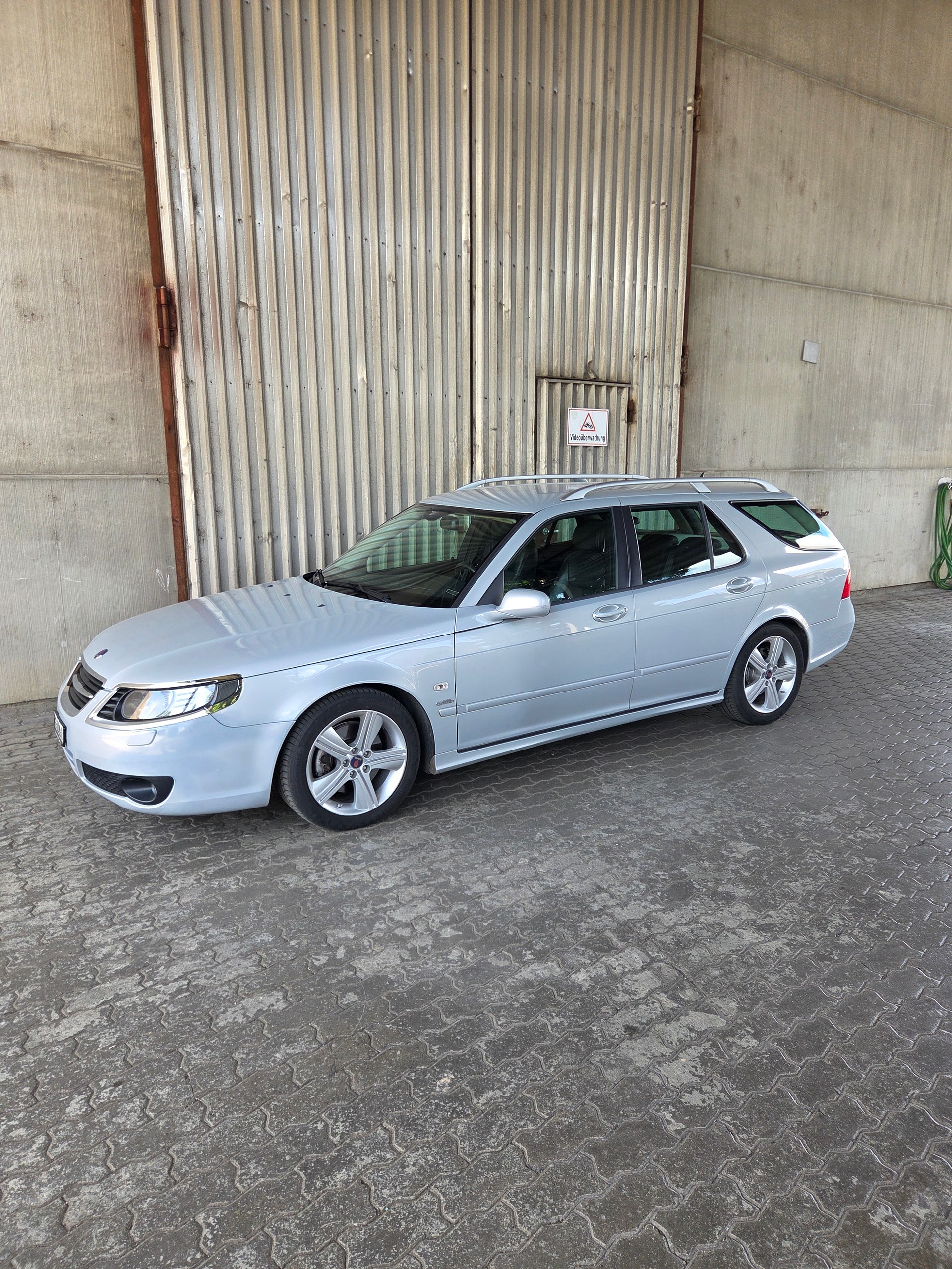 SAAB 9-5 2.3T Griffin Automatic-image-0