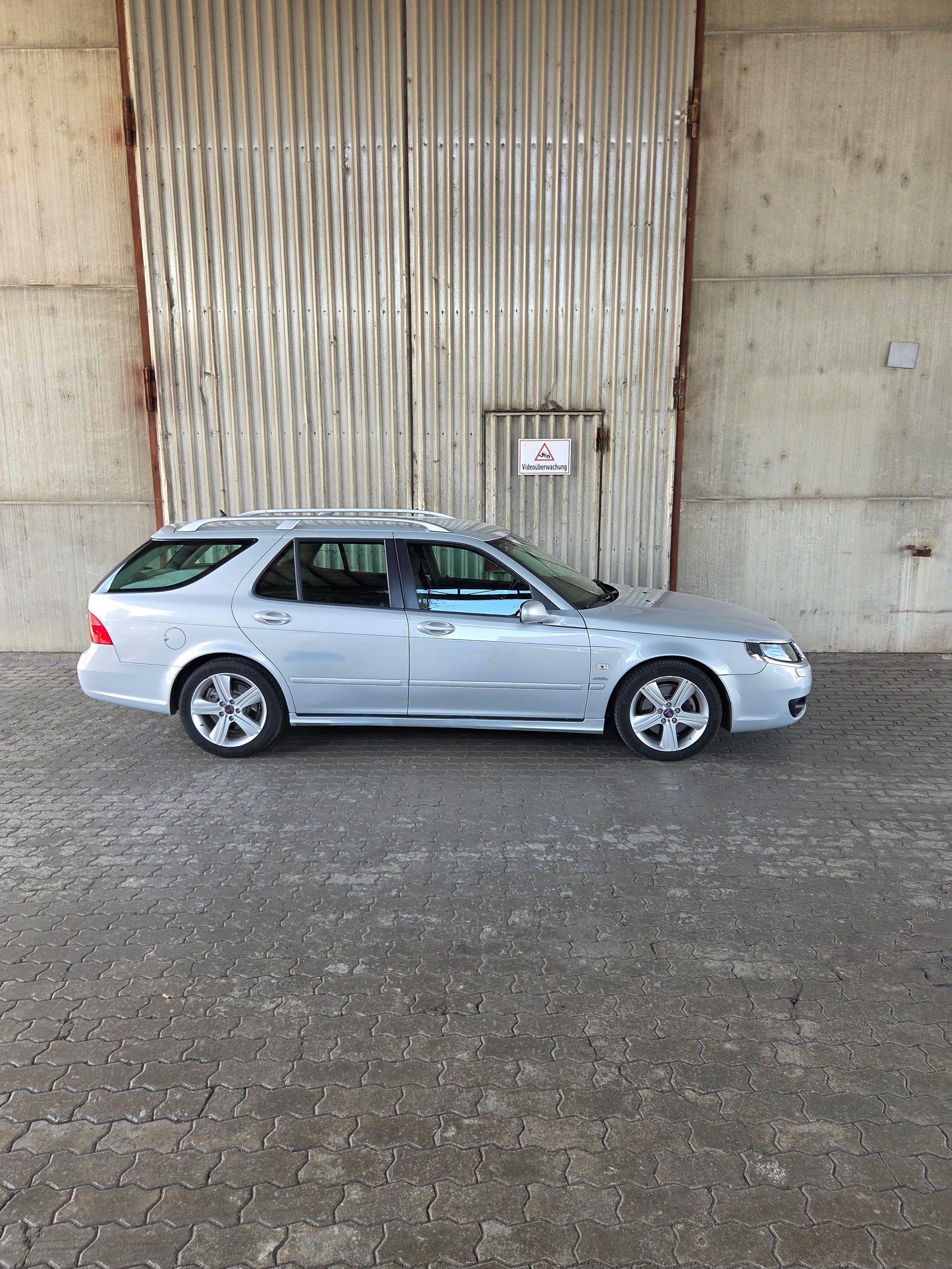 SAAB 9-5 2.3T Griffin Automatic-image-1