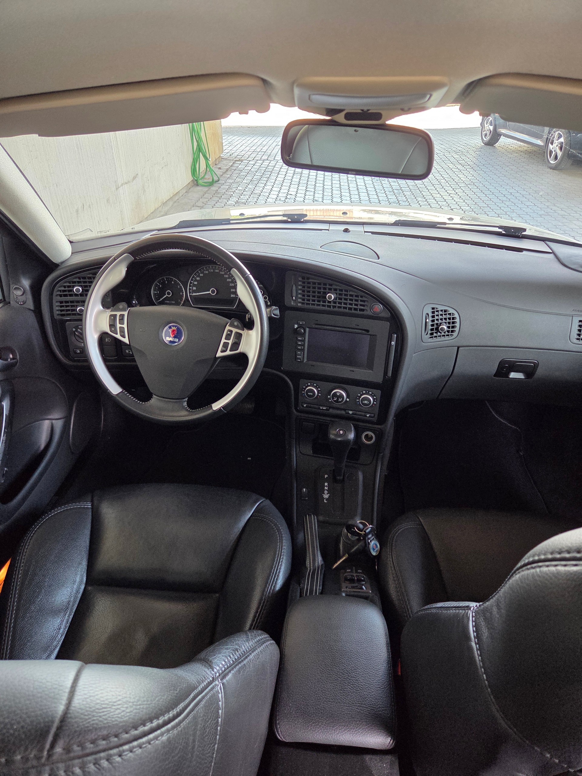 SAAB 9-5 2.3T Griffin Automatic-image-3