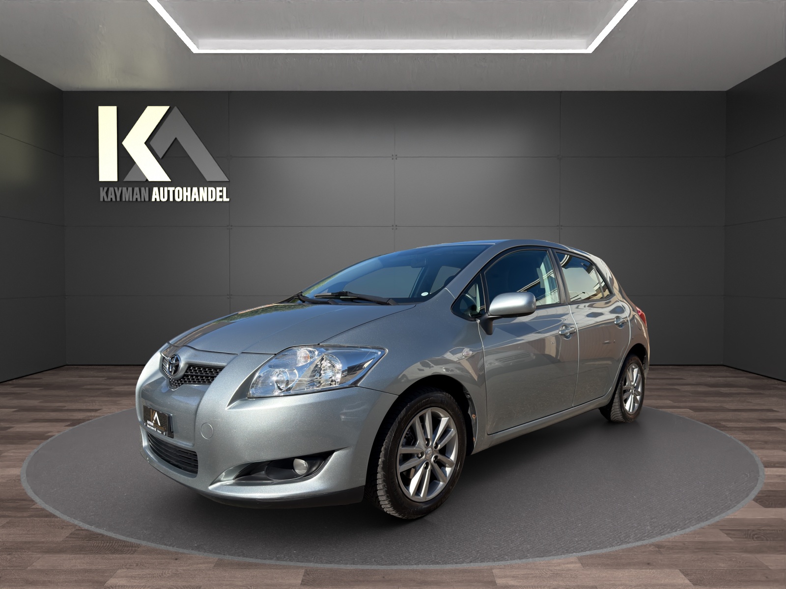 TOYOTA Auris 1.6 Linea Luna MultiMode – Frisch ab MFK | Toyota-Qualität, die überzeugt!-image-0