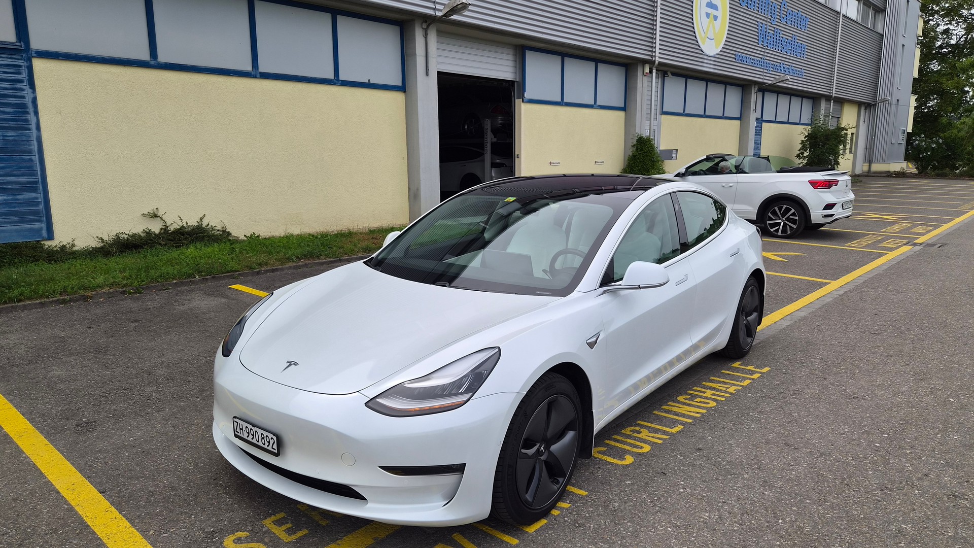TESLA Model 3 Long Range Dual Motor AWD-image-0