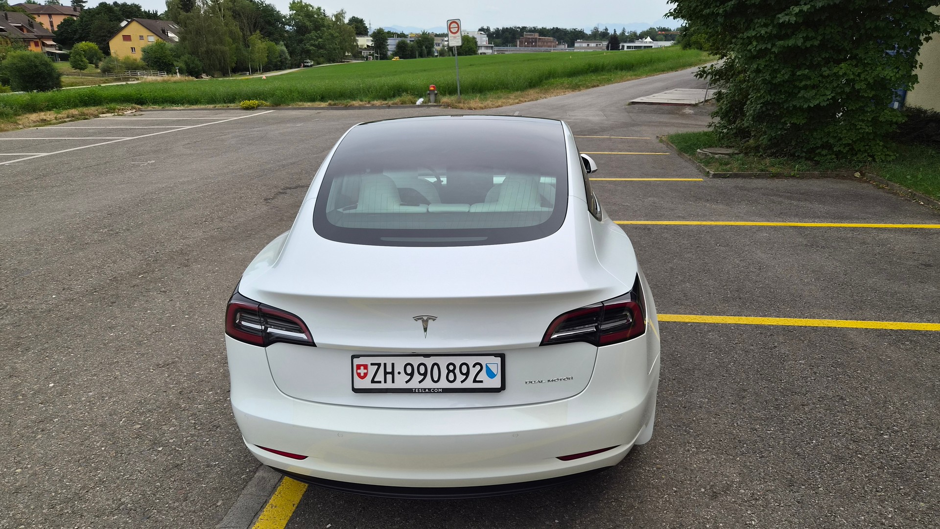 TESLA Model 3 Long Range Dual Motor AWD-image-6