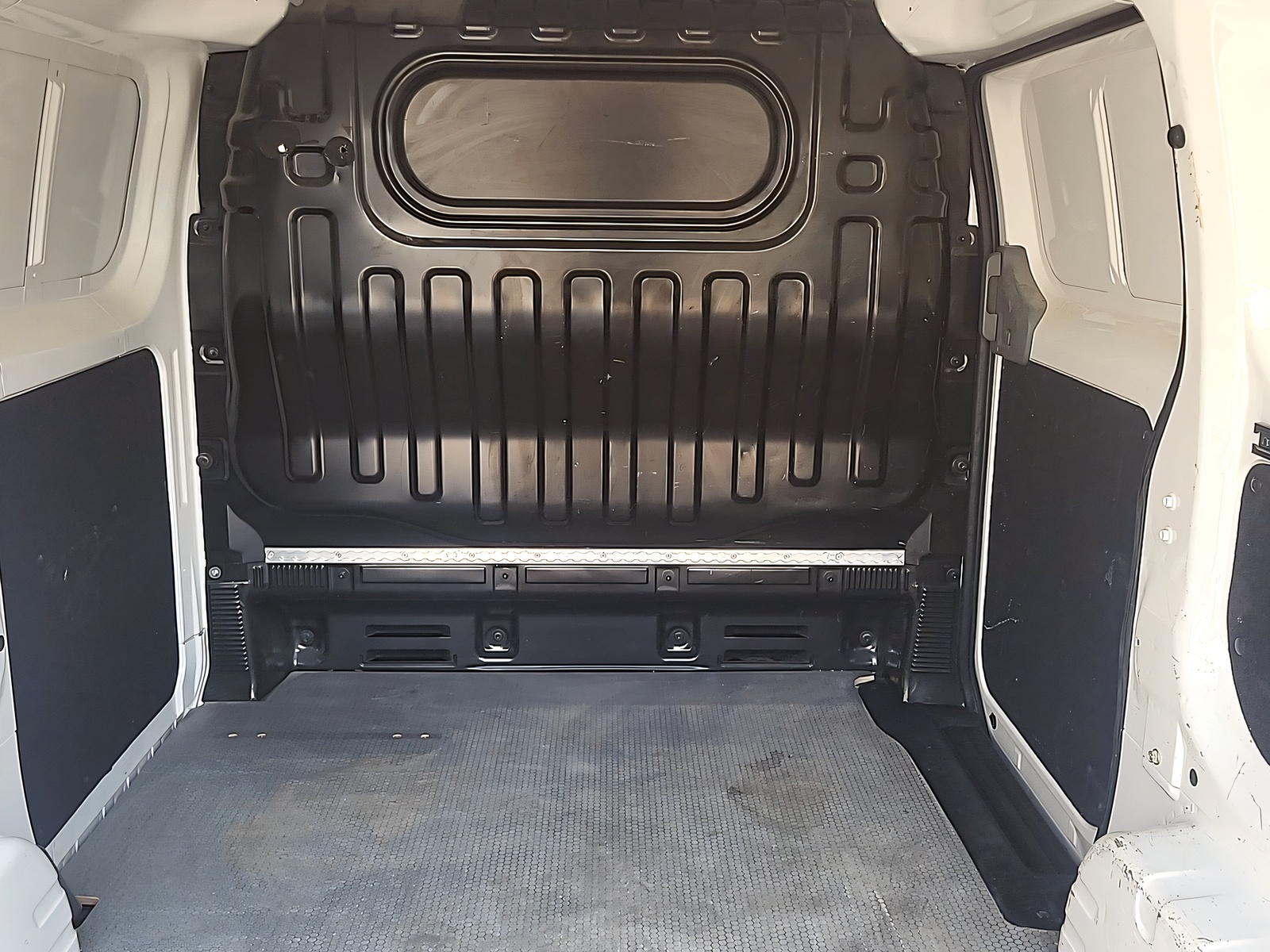 NISSAN e-NV200 Kaw. Elektro Comfort (Inkl. Batterie)-image-6