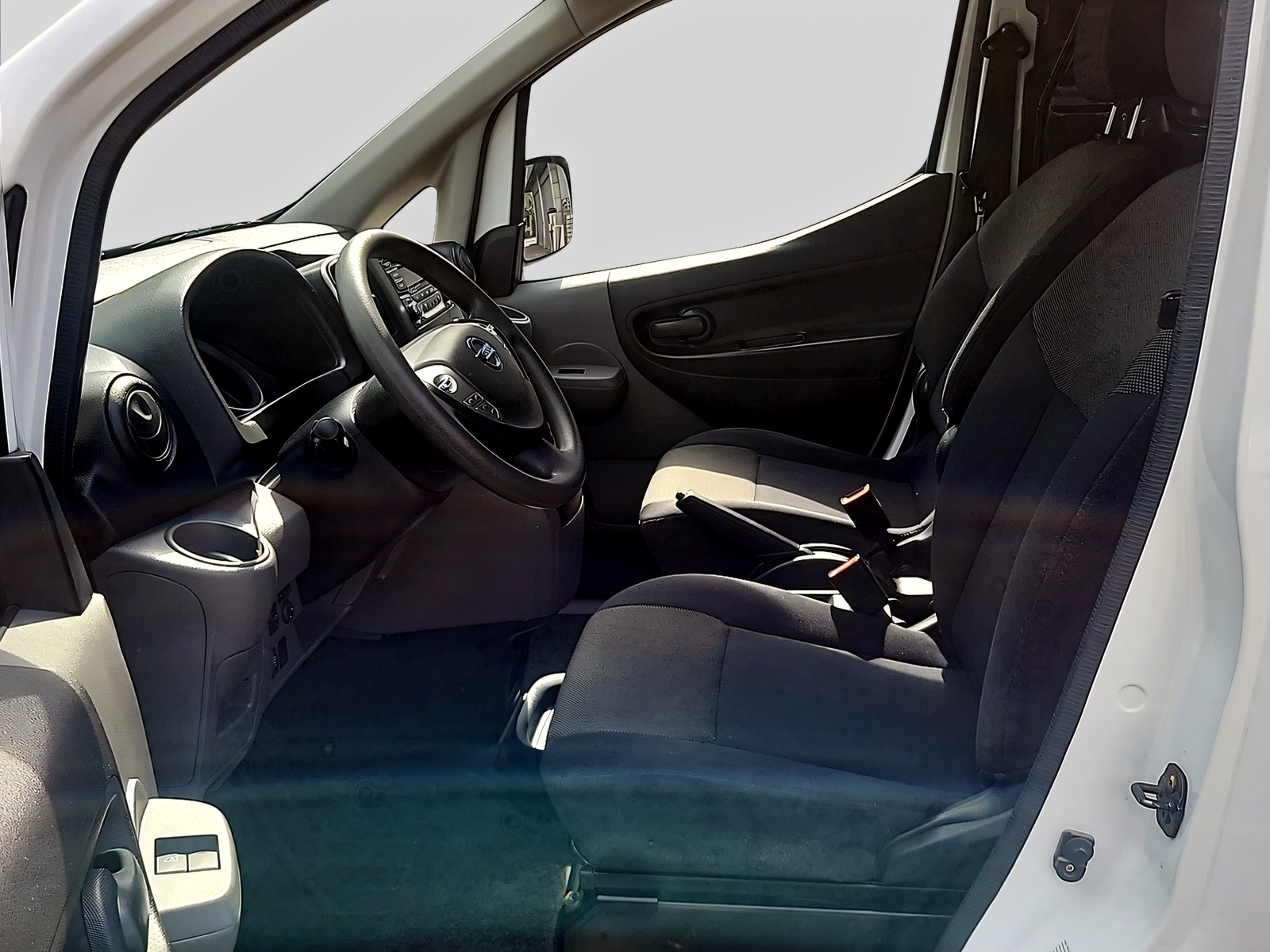 NISSAN e-NV200 Kaw. Elektro Comfort (Inkl. Batterie)-image-4
