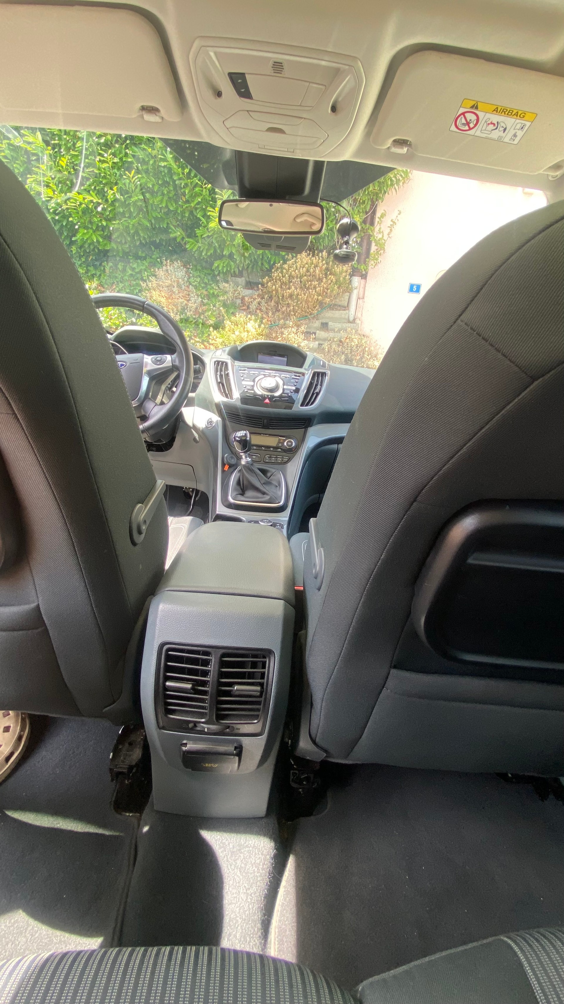 FORD 1.6 TDCi 115 Titanium S/S-image-2