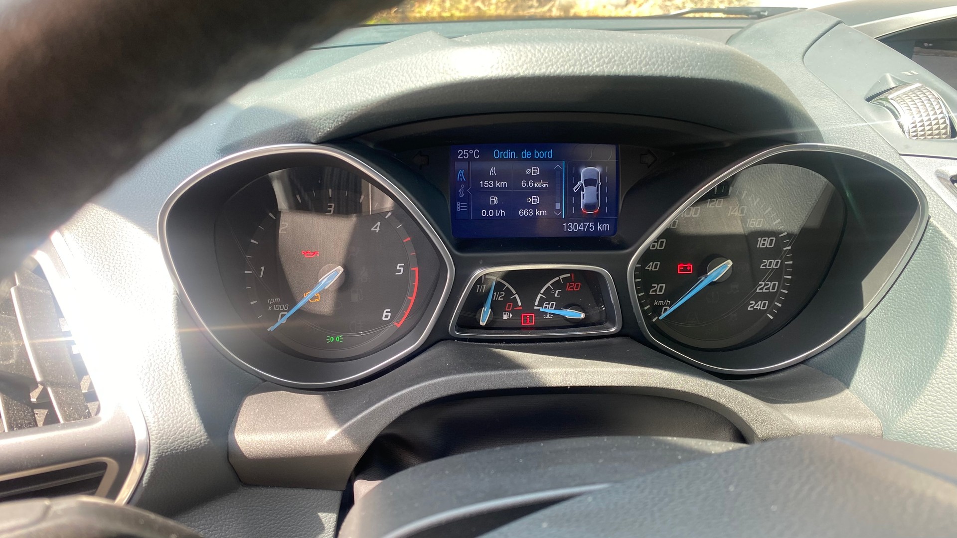 FORD 1.6 TDCi 115 Titanium S/S-image-4