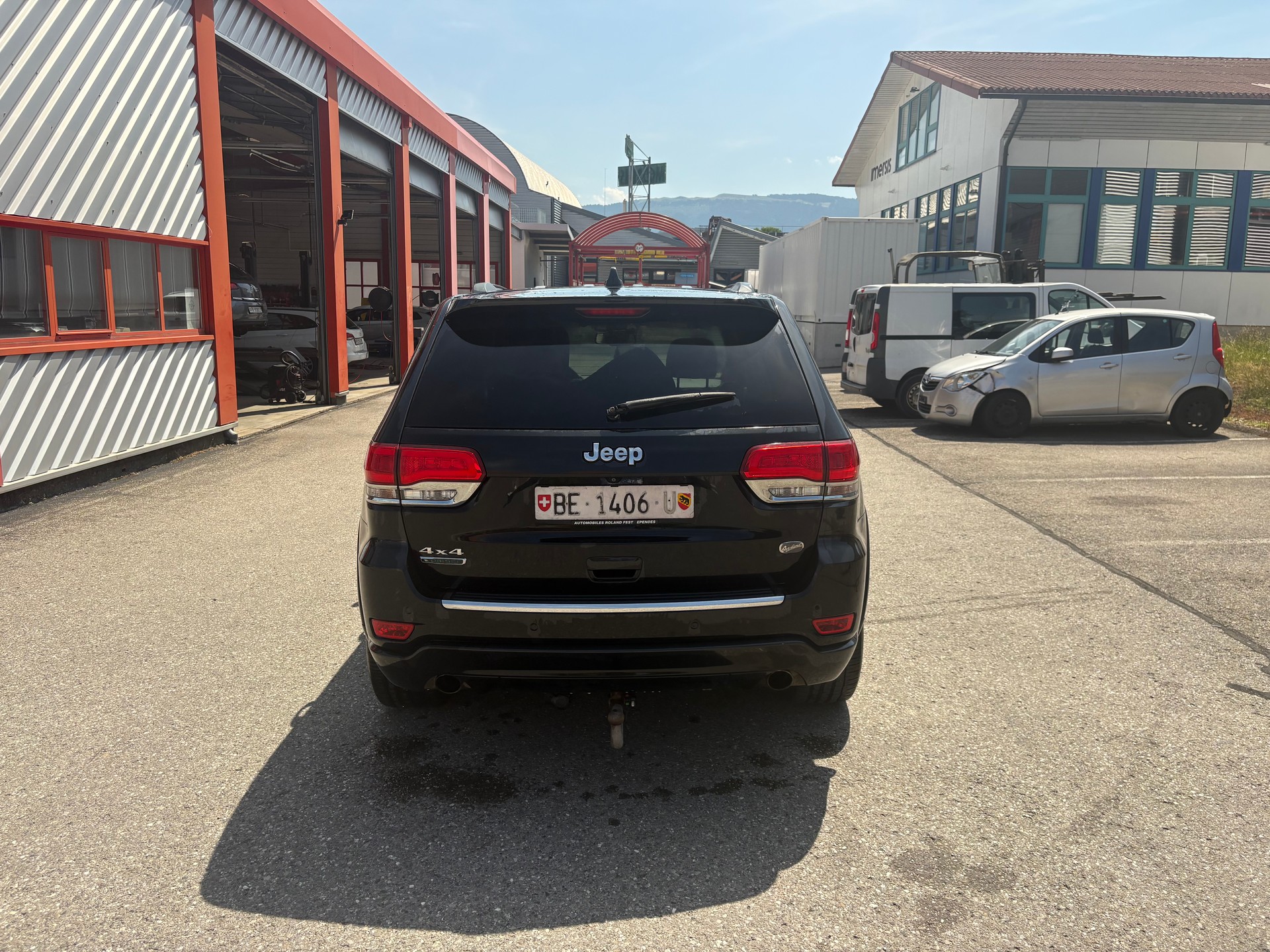 JEEP Grand Cherokee 3.0 CRD Overland Automatic-image-14