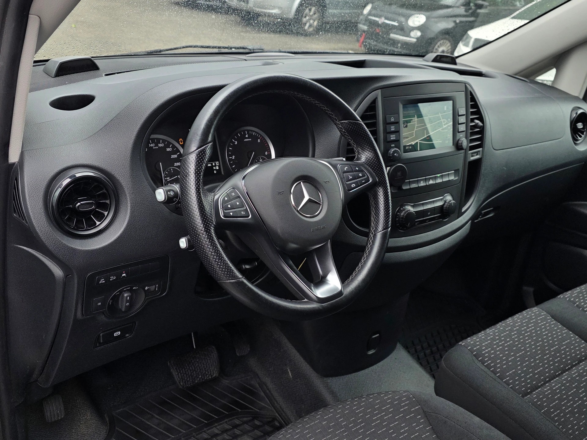 MERCEDES-BENZ Vito 114 CDI Extralang 9G-Tronic 4Matic ** Automat ** Navi ** Klima **Anhängerkupplung **-image-8