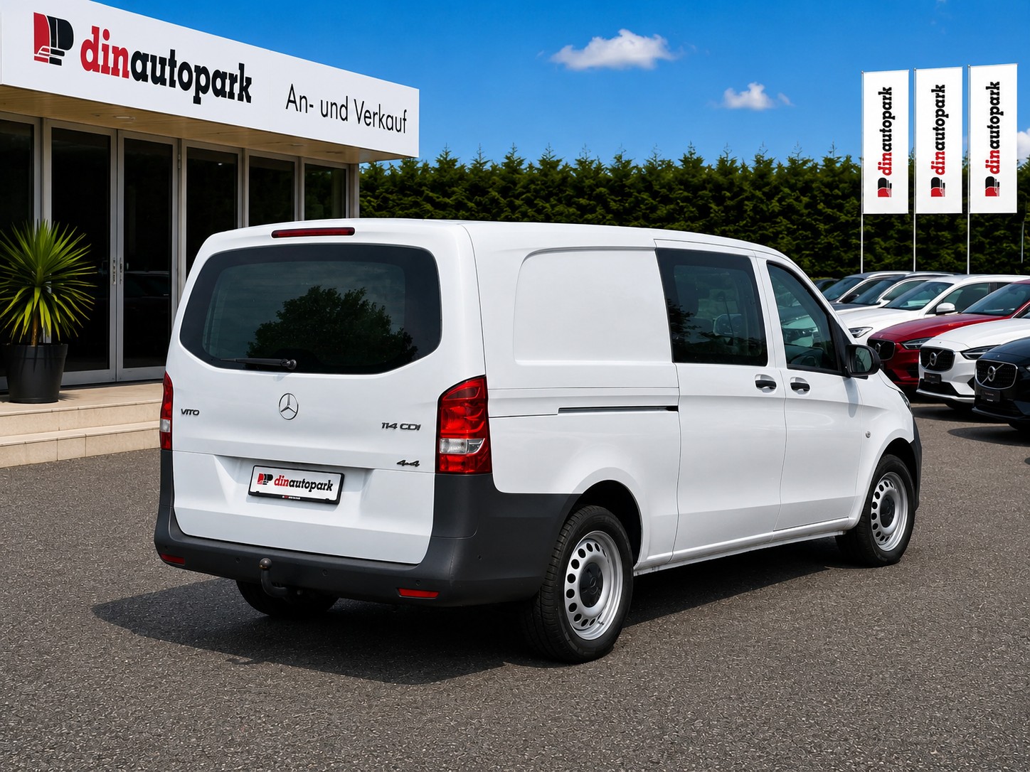 MERCEDES-BENZ Vito 114 CDI Extralang 9G-Tronic 4Matic ** Automat ** Navi ** Klima **Anhängerkupplung **-image-2