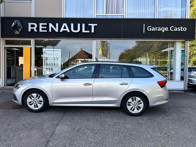 SKODA Octavia Combi 2.0 TDI DSG Ambition