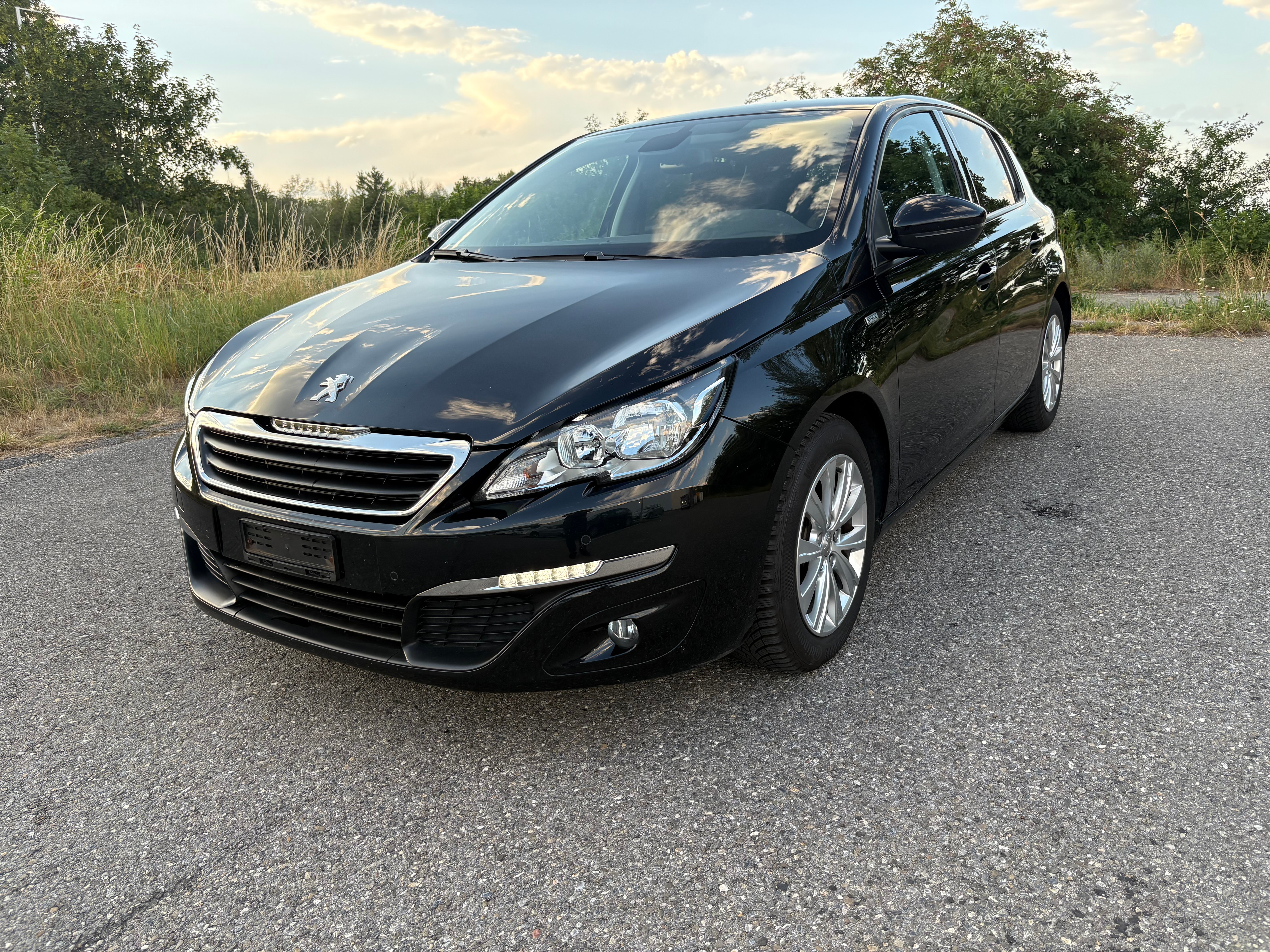 Car photo