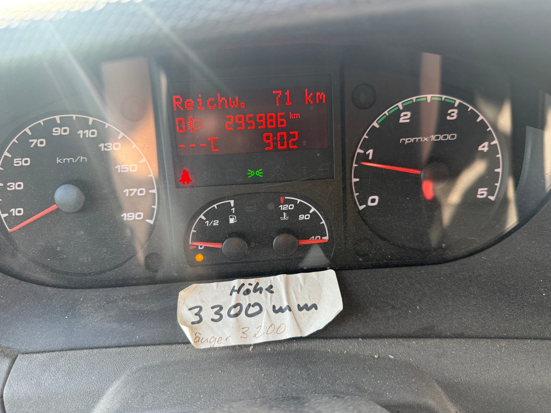 IVECO 35 S 15-image-4