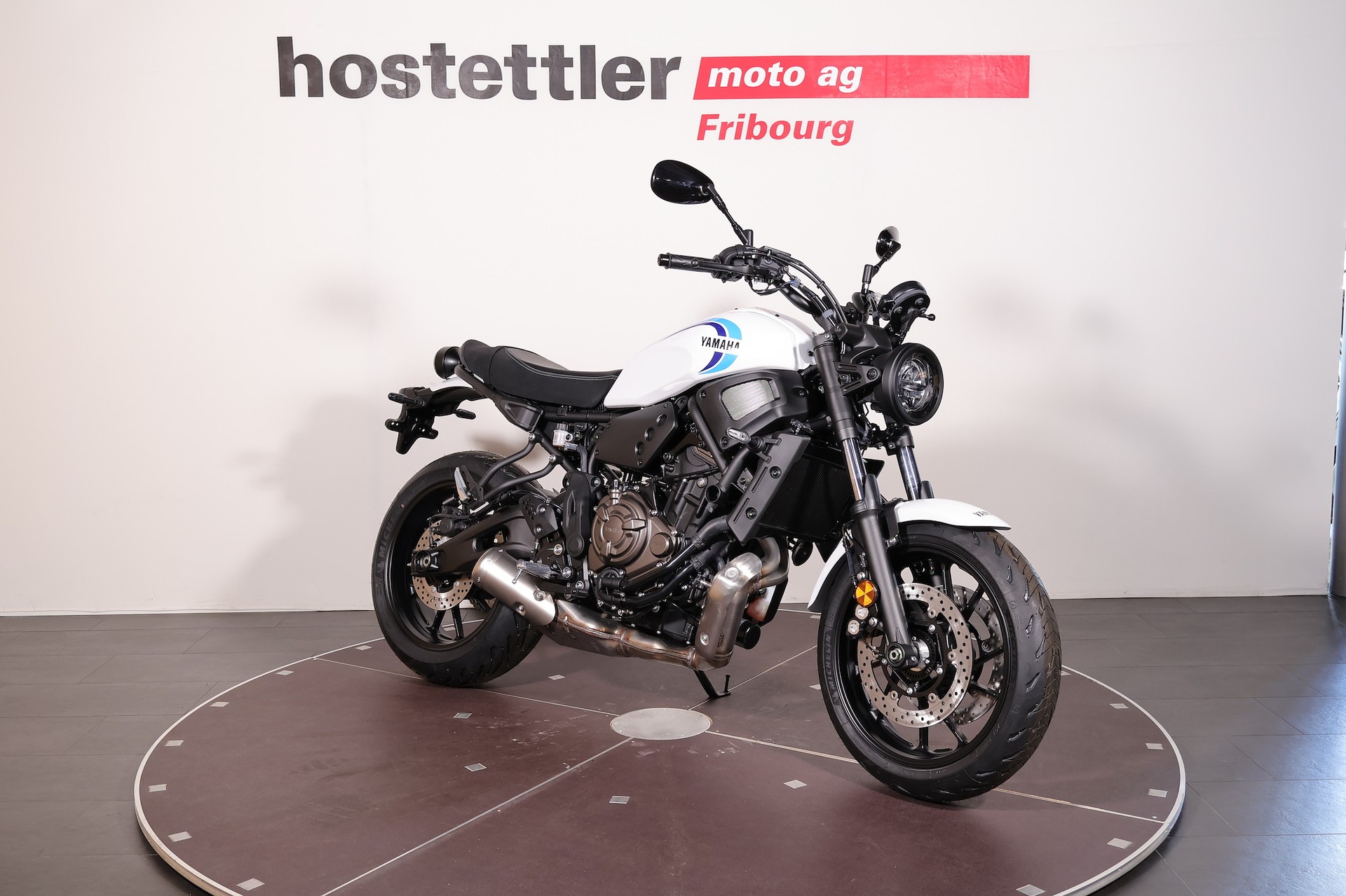 YAMAHA XSR 700