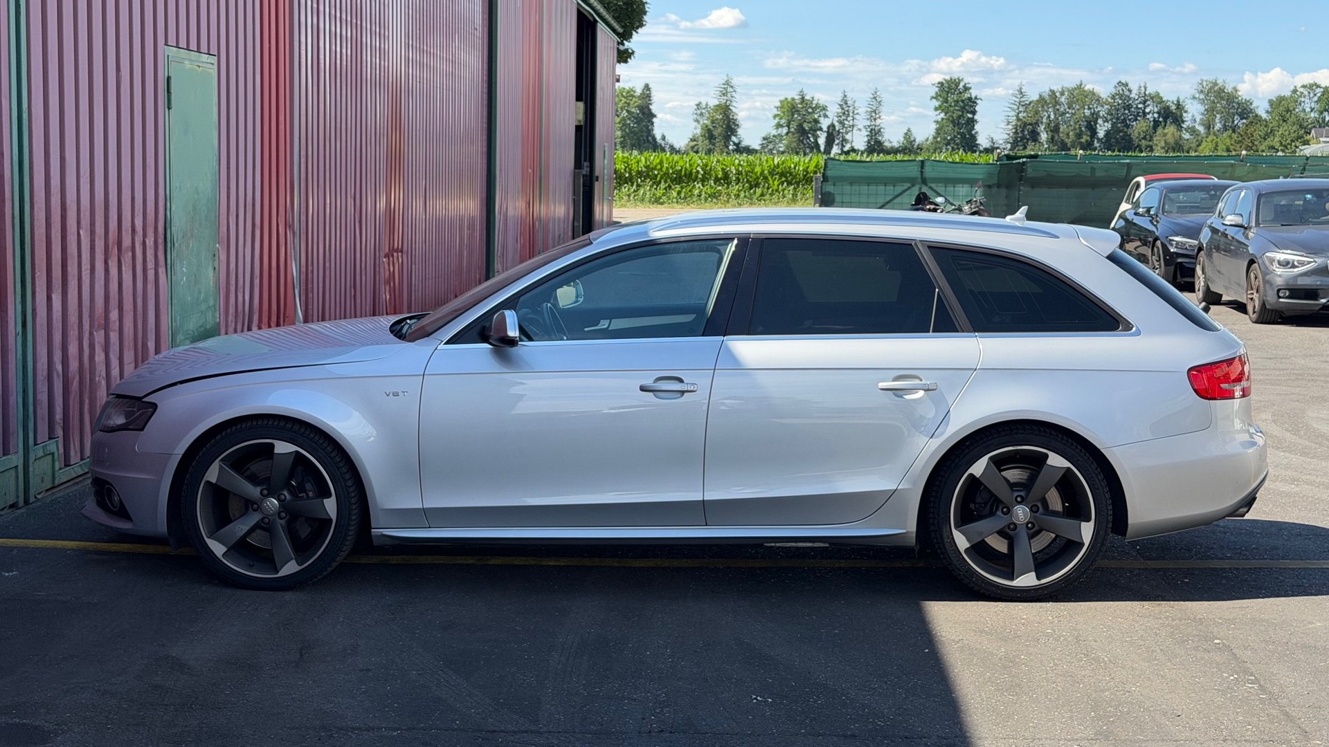 AUDI S4 Avant 3.0 TFSI quattro S-tronic-image-6