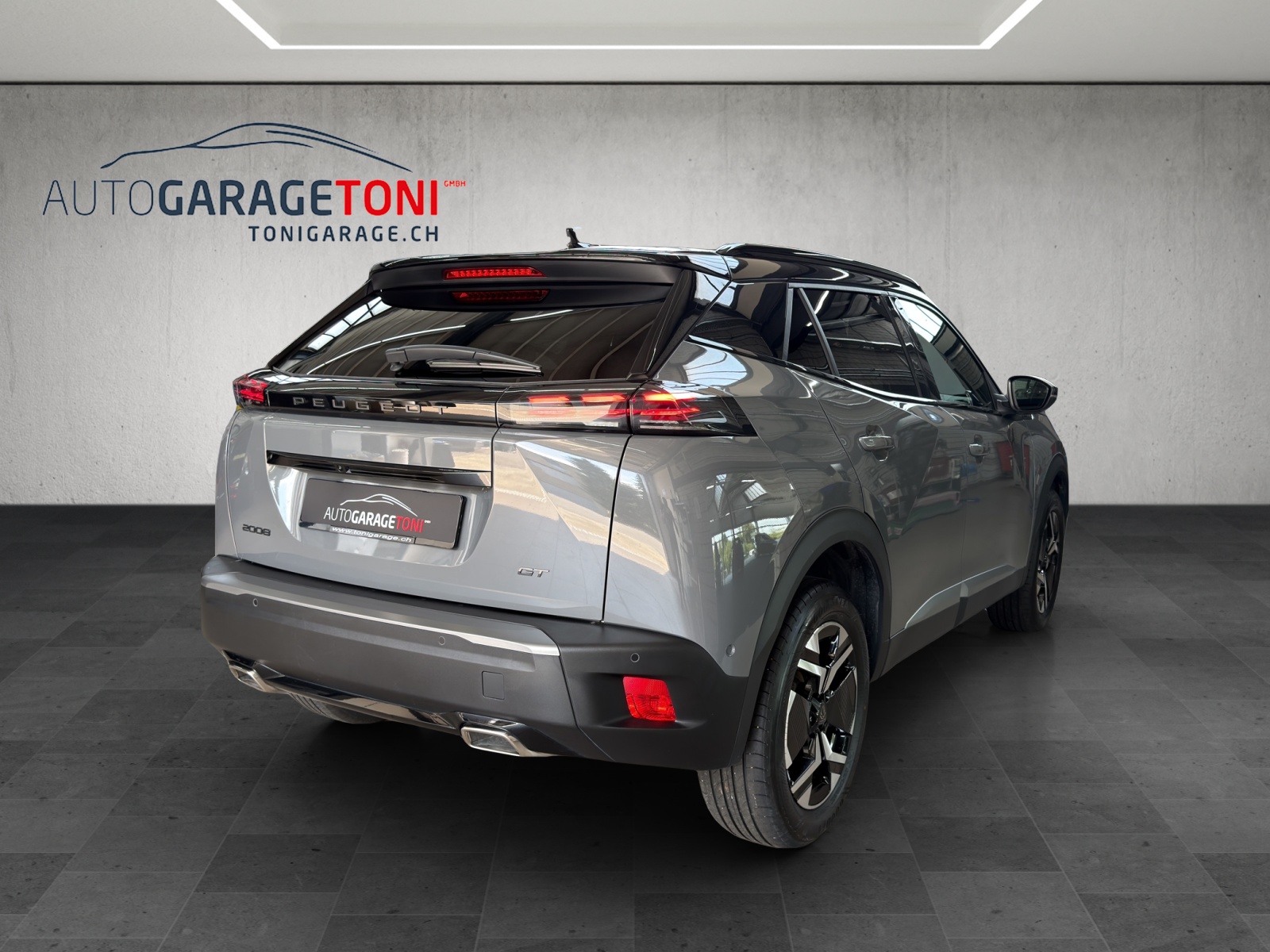 PEUGEOT 2008 1.2 PureTech GT-image-5