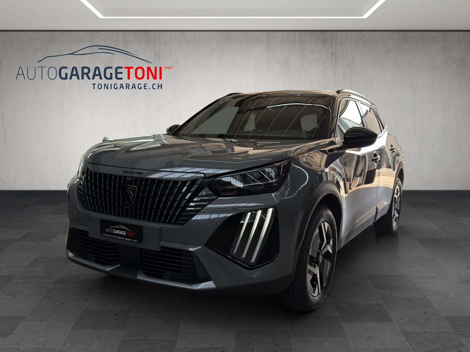 PEUGEOT 2008 1.2 PureTech GT-image-0