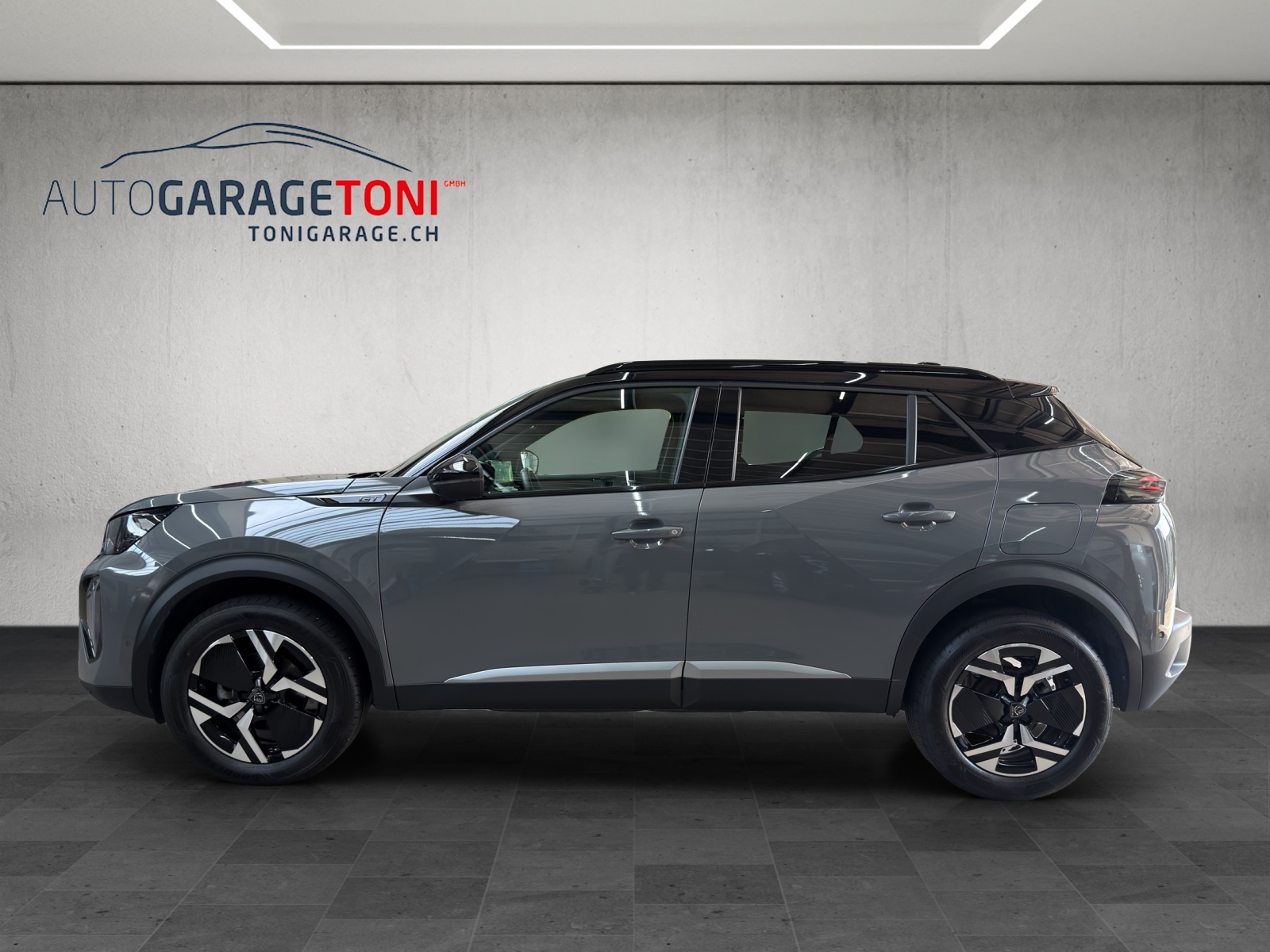 PEUGEOT 2008 1.2 PureTech GT-image-3