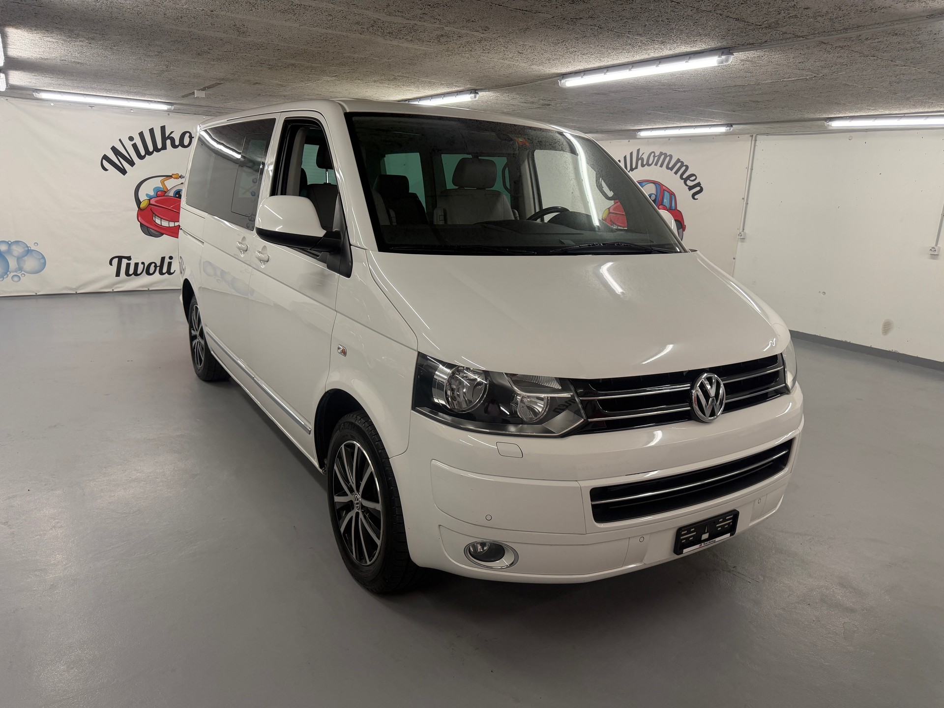 VW T5 Multivan 2.0 Bi-TDI CR PanAmericana 4Motion-image-1
