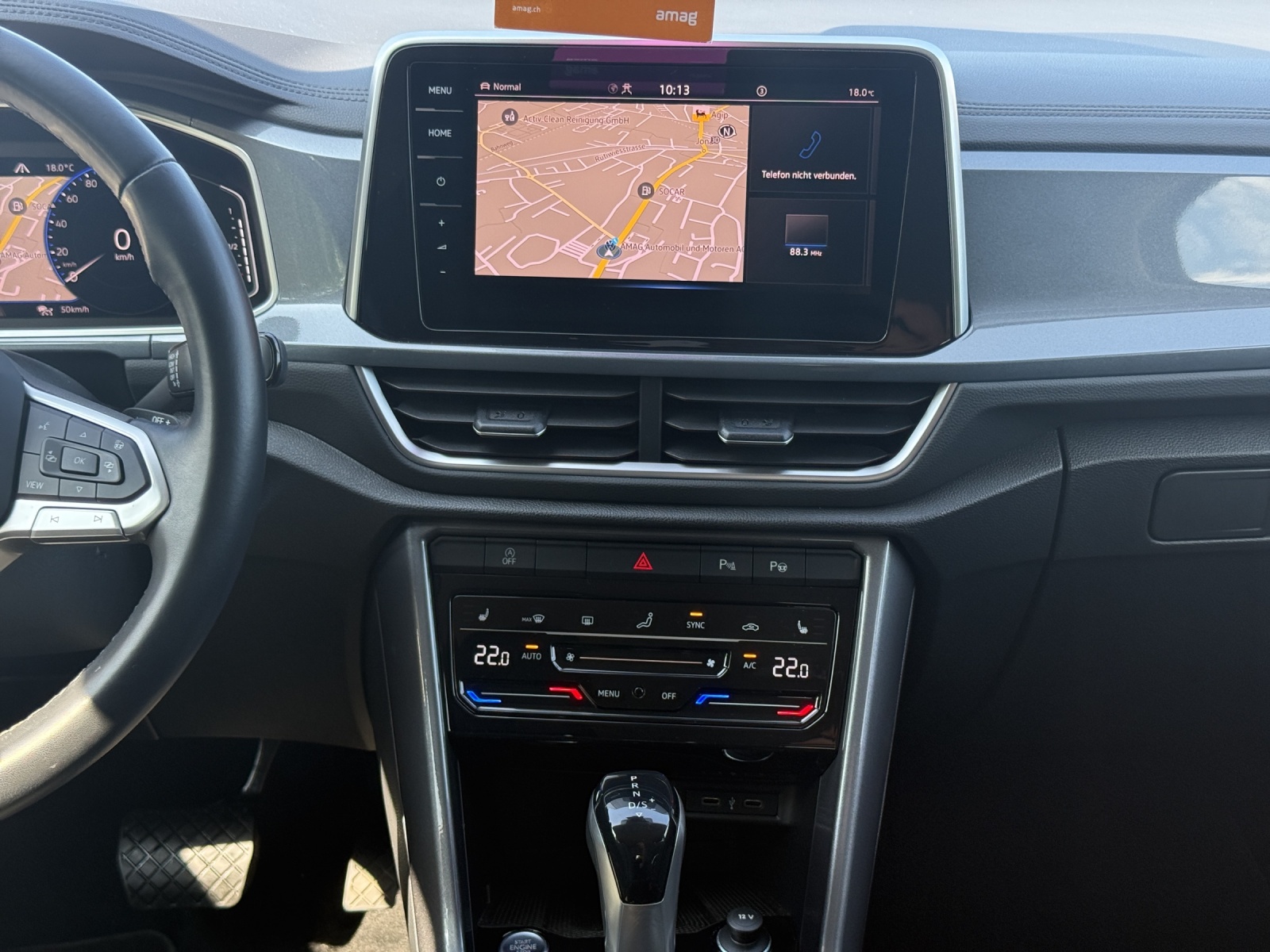 VW T-Roc 2.0 TSI Style DSG 4Motion-image-10