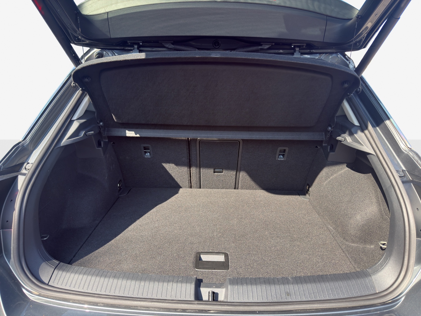 VW T-Roc 2.0 TSI Style DSG 4Motion-image-12