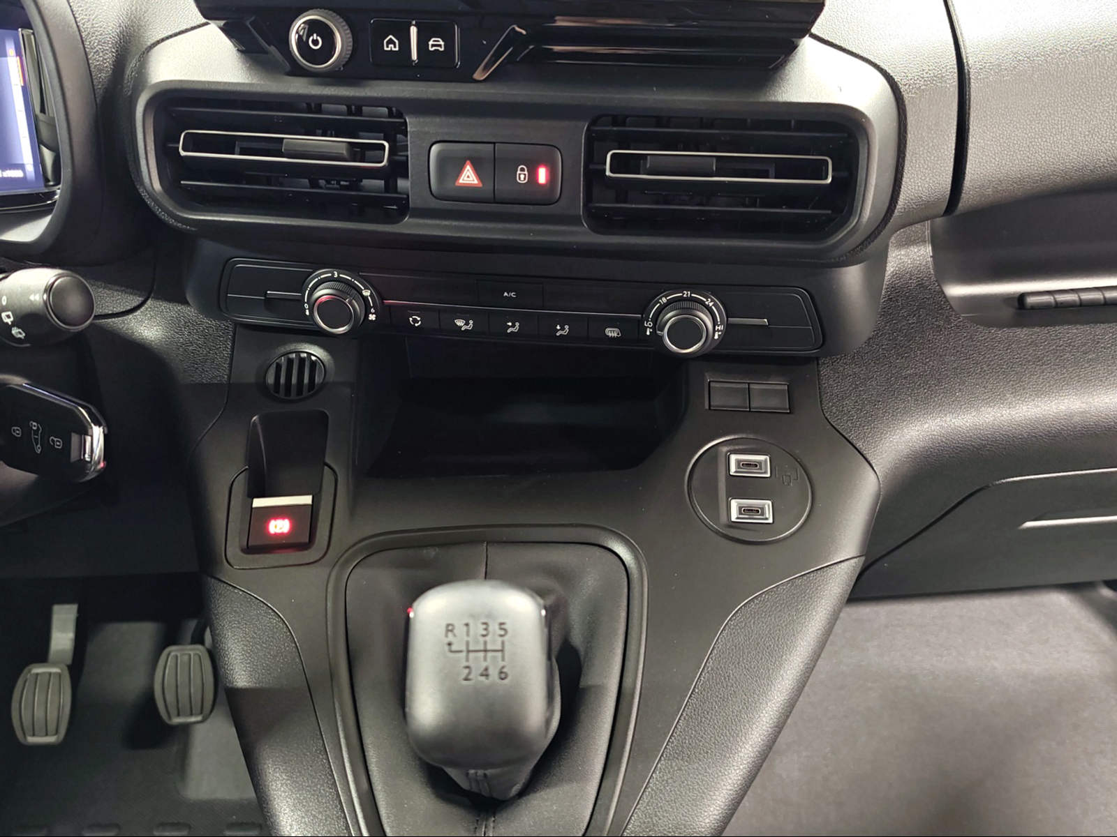 FIAT Doblo 1.2 PureTech L1 650kg Easy Pro-image-9