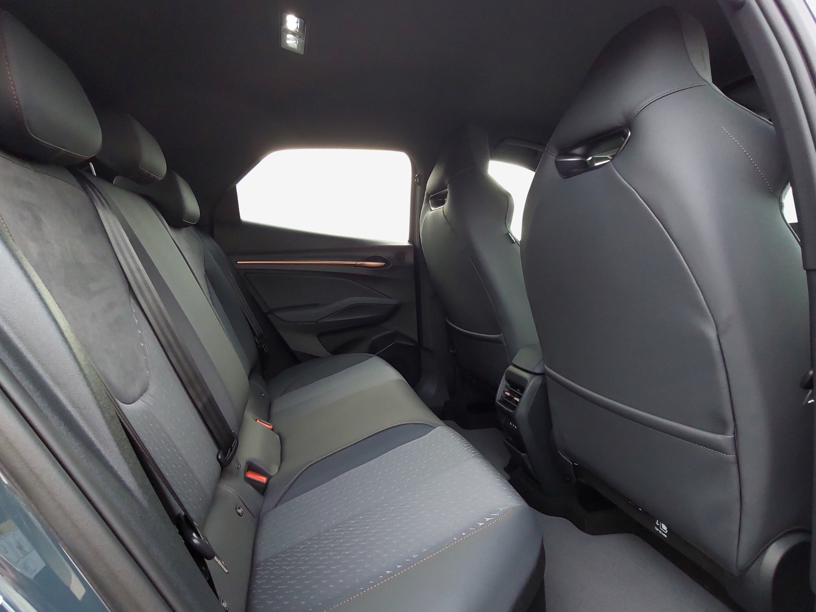 CUPRA Raval 52 kWh Endurance Prime Edition-image-13