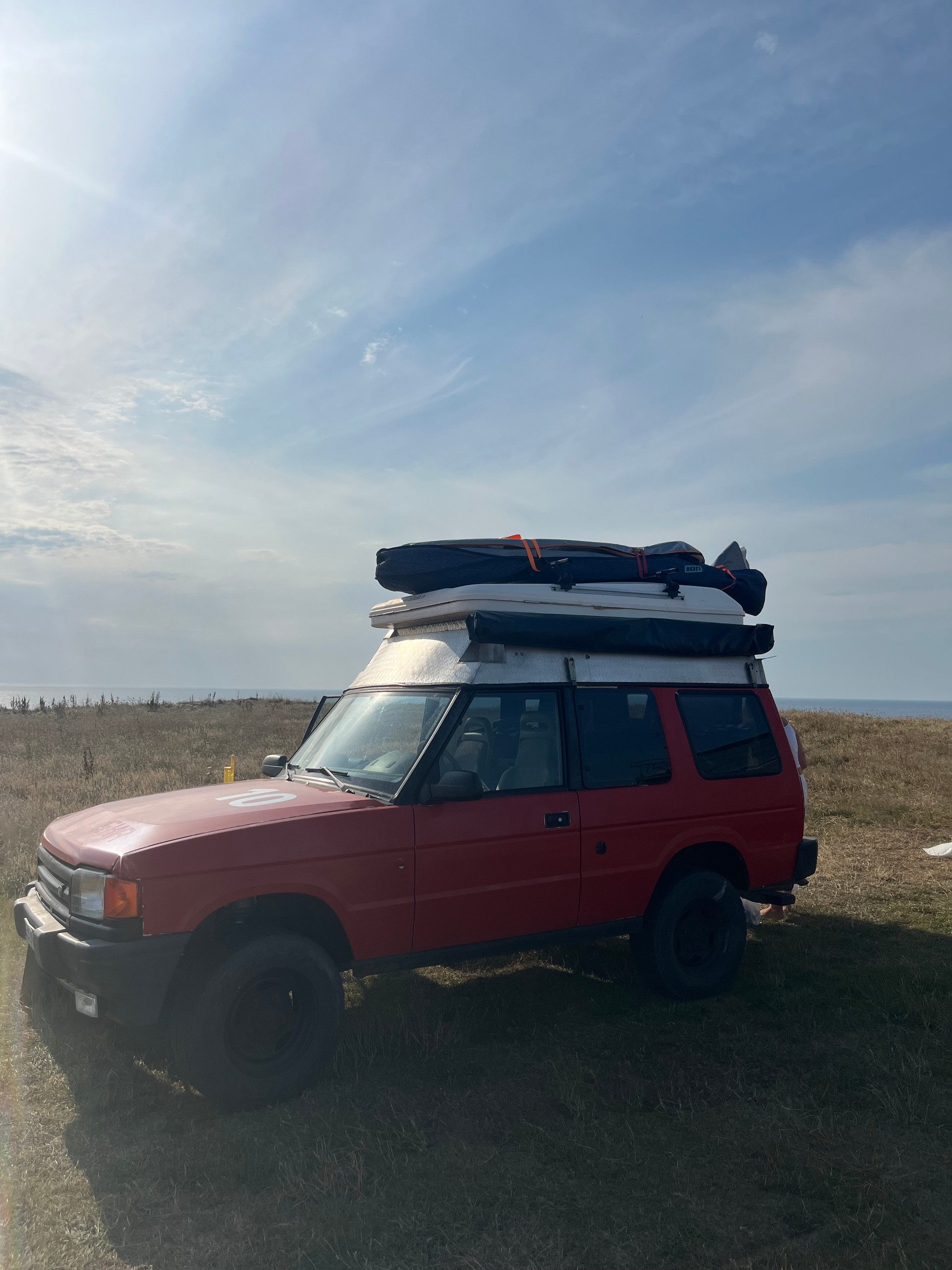 LAND ROVER DISCOVERY-image-0