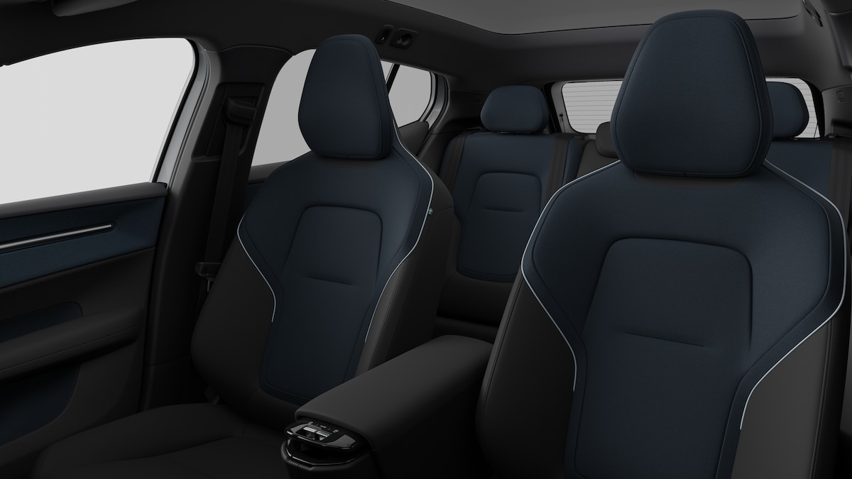 VOLVO EX 30 E60 Twin Ultra Performance Sw. Black Ed. AWD-image-10