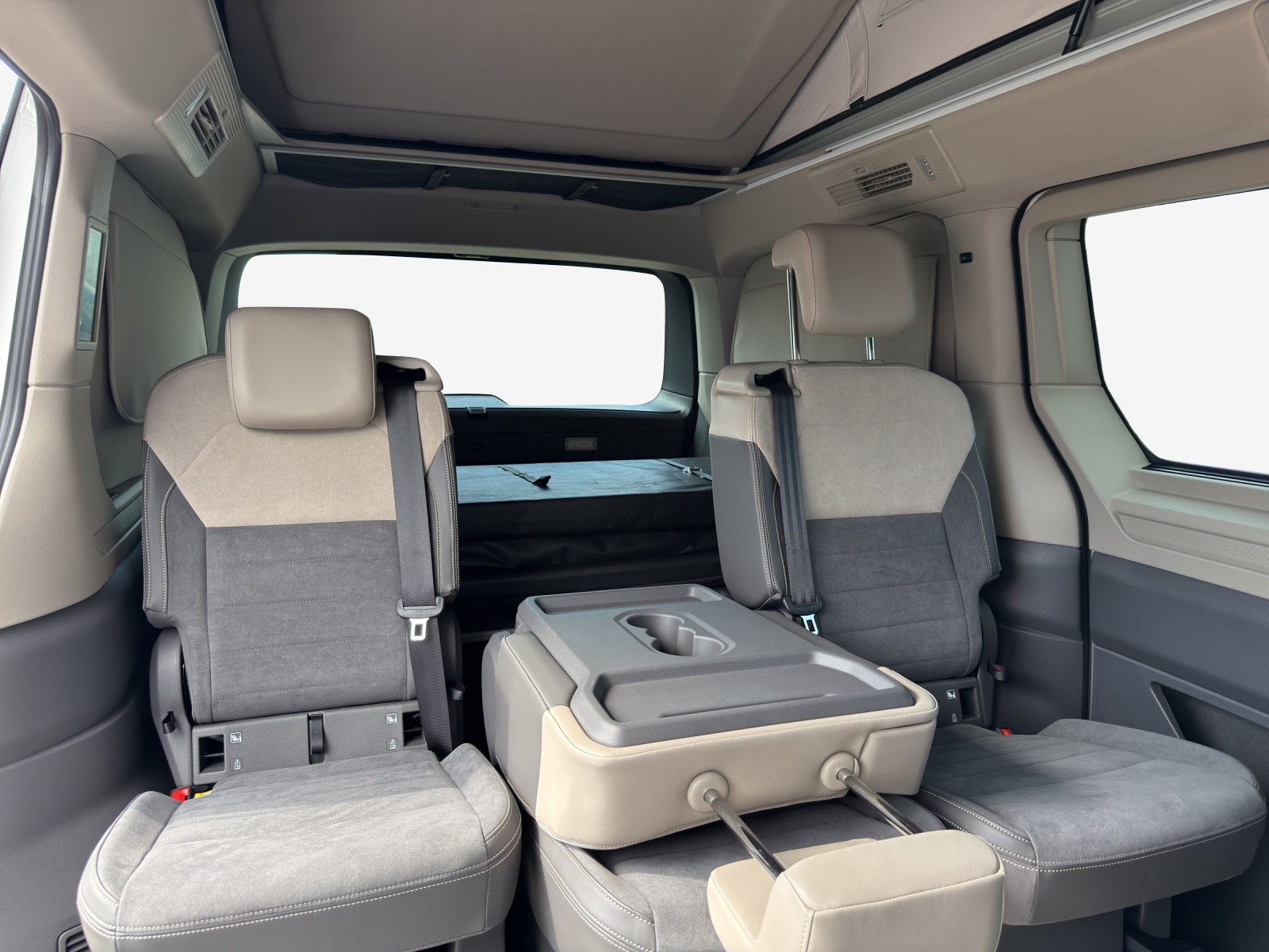 VW California Beach Tour Liberty 2.0TSi 204PS DSG-image-15