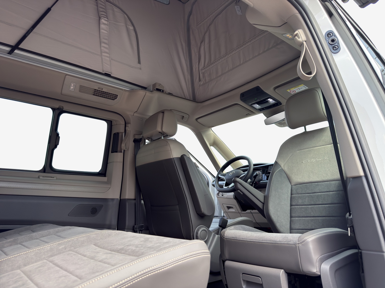 VW California Beach Tour Liberty 2.0TSi 204PS DSG-image-14