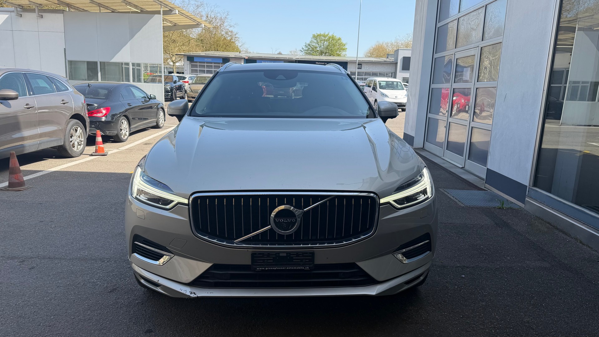 VOLVO XC60 T8 eAWD Inscription Expression Geartronic-image-1