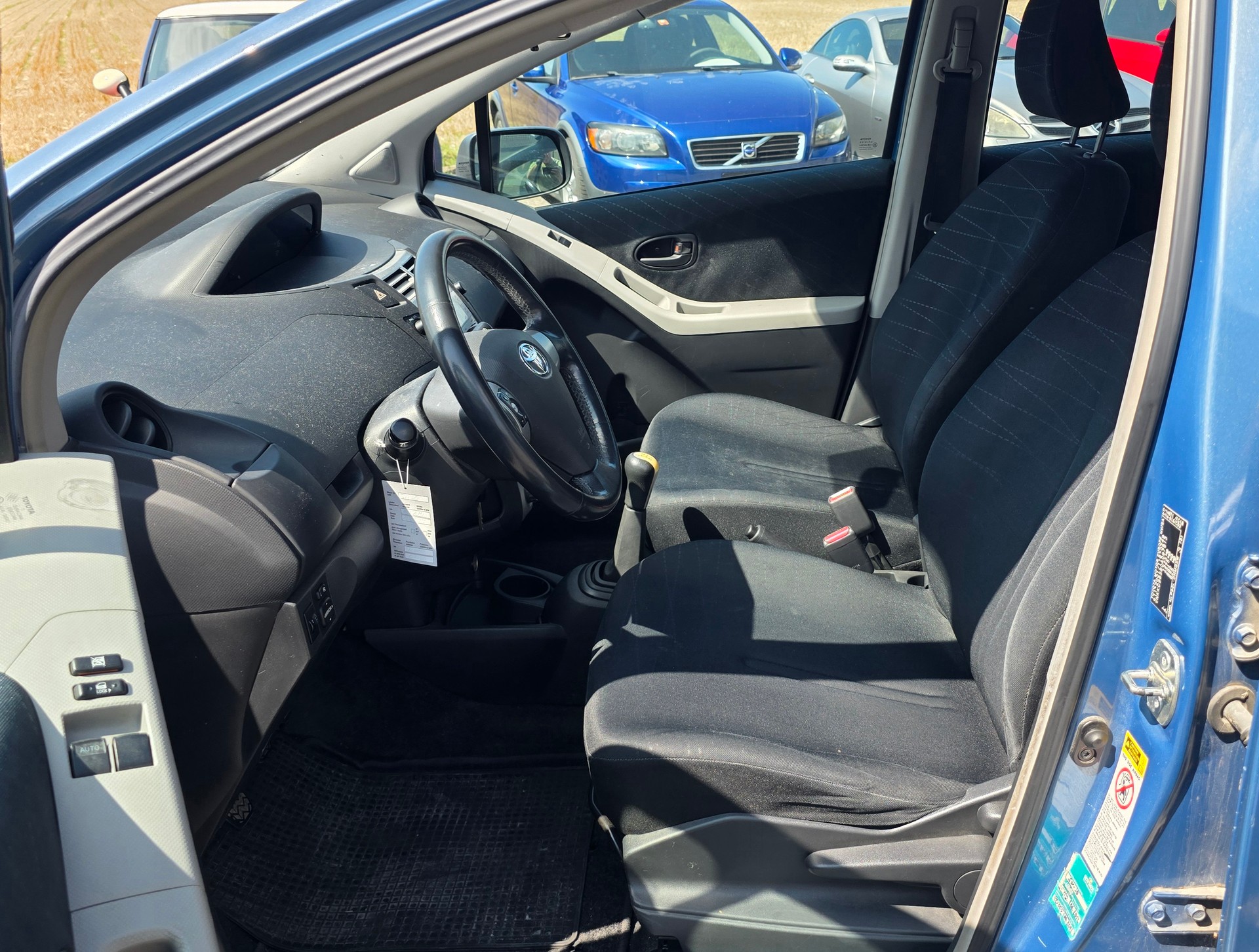TOYOTA Yaris 1.4 D-4D Linea Terra-image-5