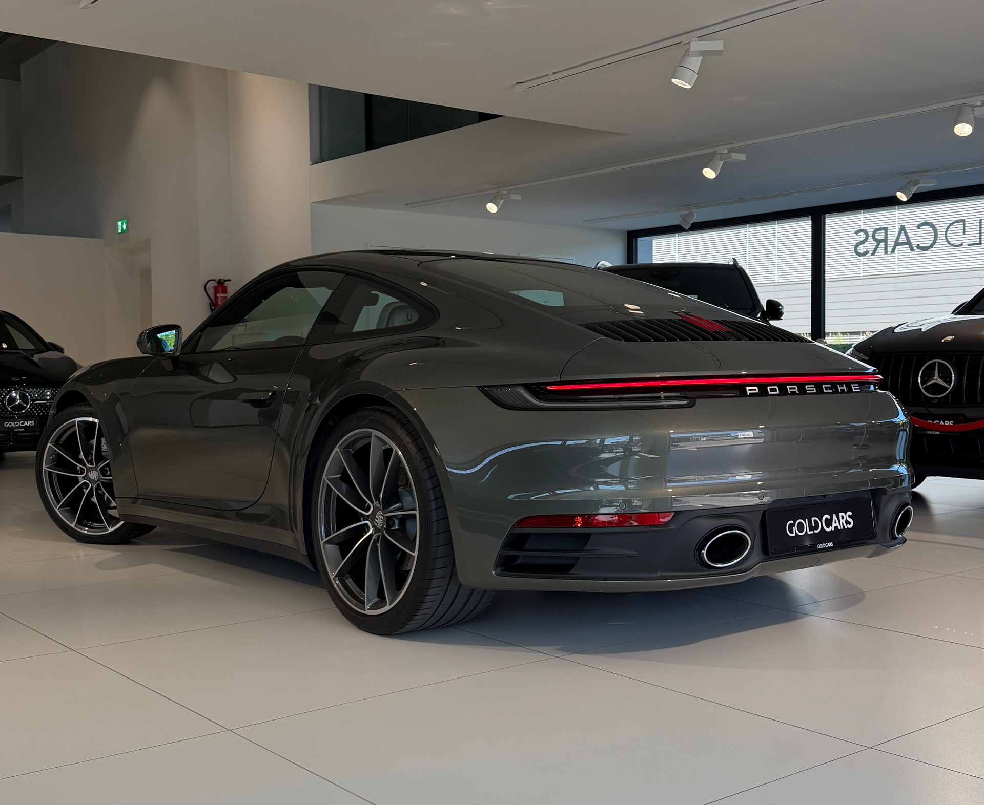 PORSCHE 911 Carrera PDK-image-3
