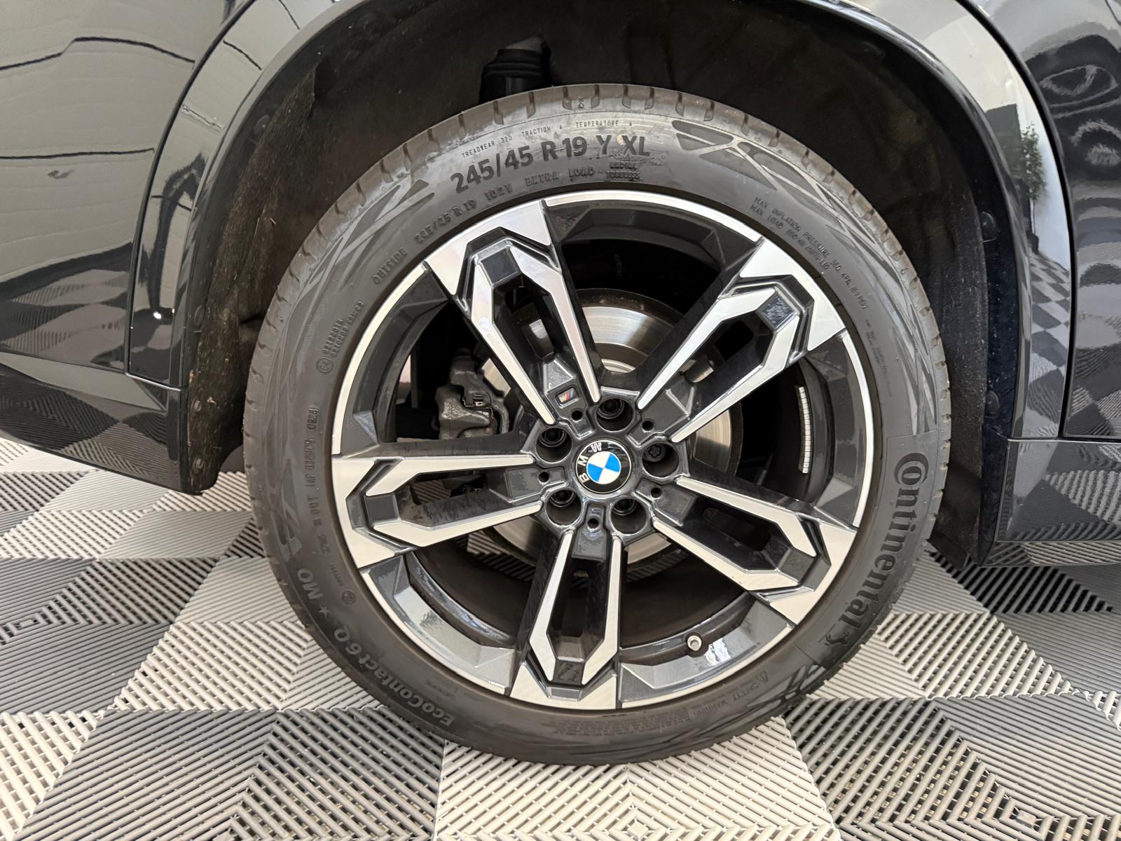 BMW X1 xDrive 23i 48V M Sport *Attelage automatique *Head up-image-29