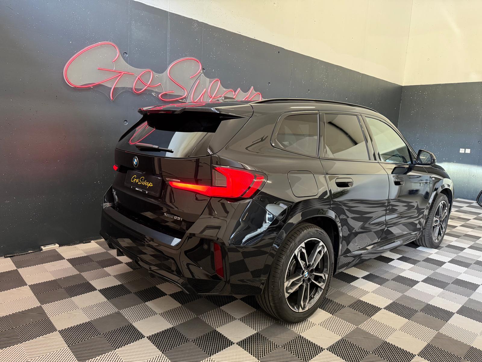 BMW X1 xDrive 23i 48V M Sport *Attelage automatique *Head up-image-5