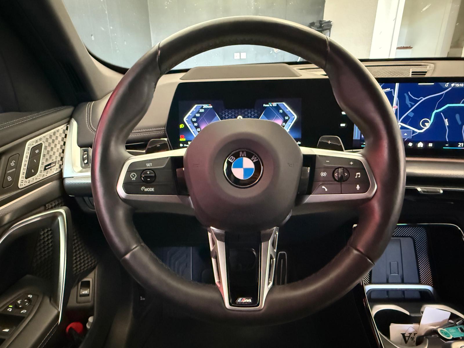 BMW X1 xDrive 23i 48V M Sport *Attelage automatique *Head up-image-16