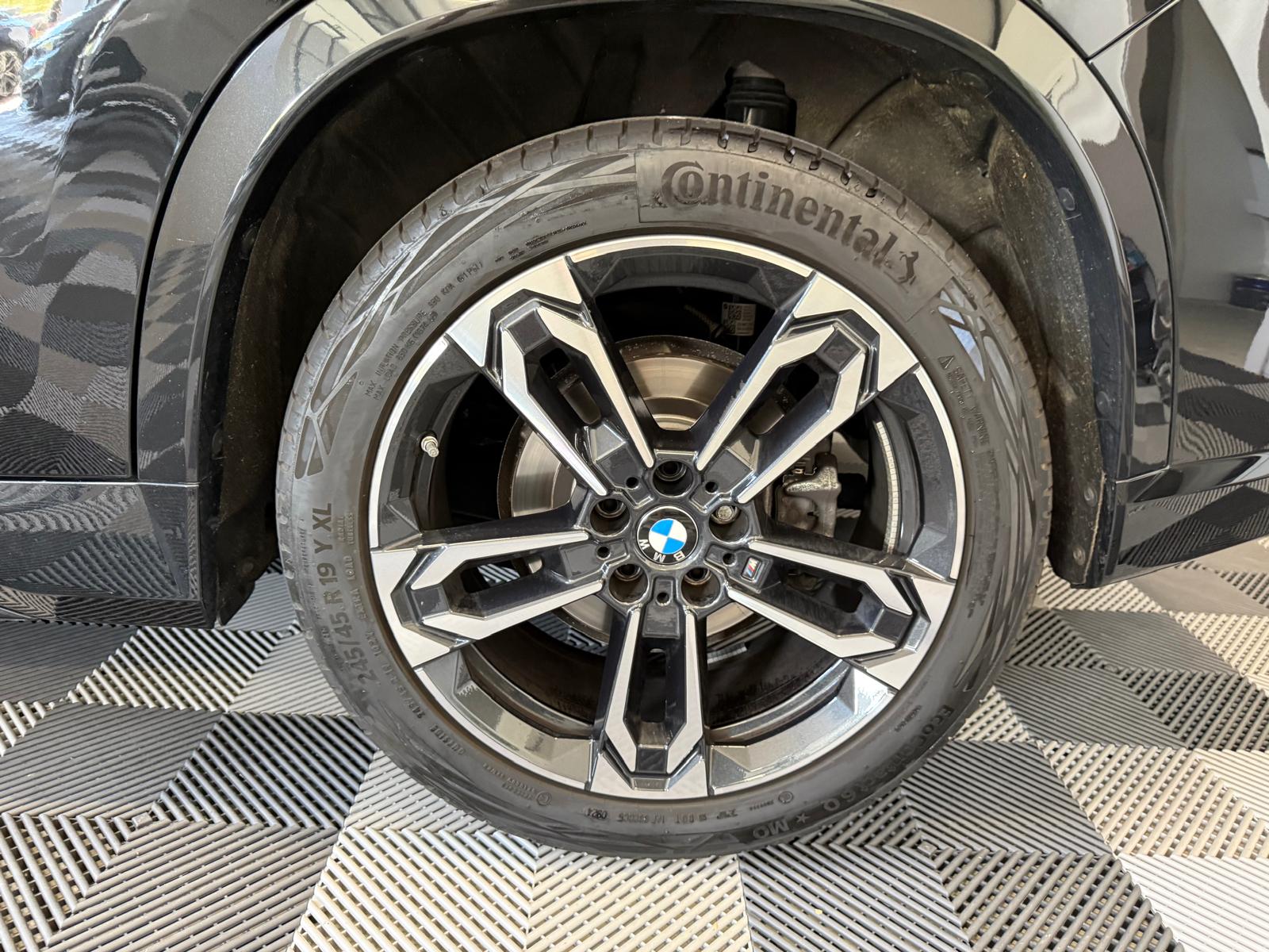 BMW X1 xDrive 23i 48V M Sport *Attelage automatique *Head up-image-30