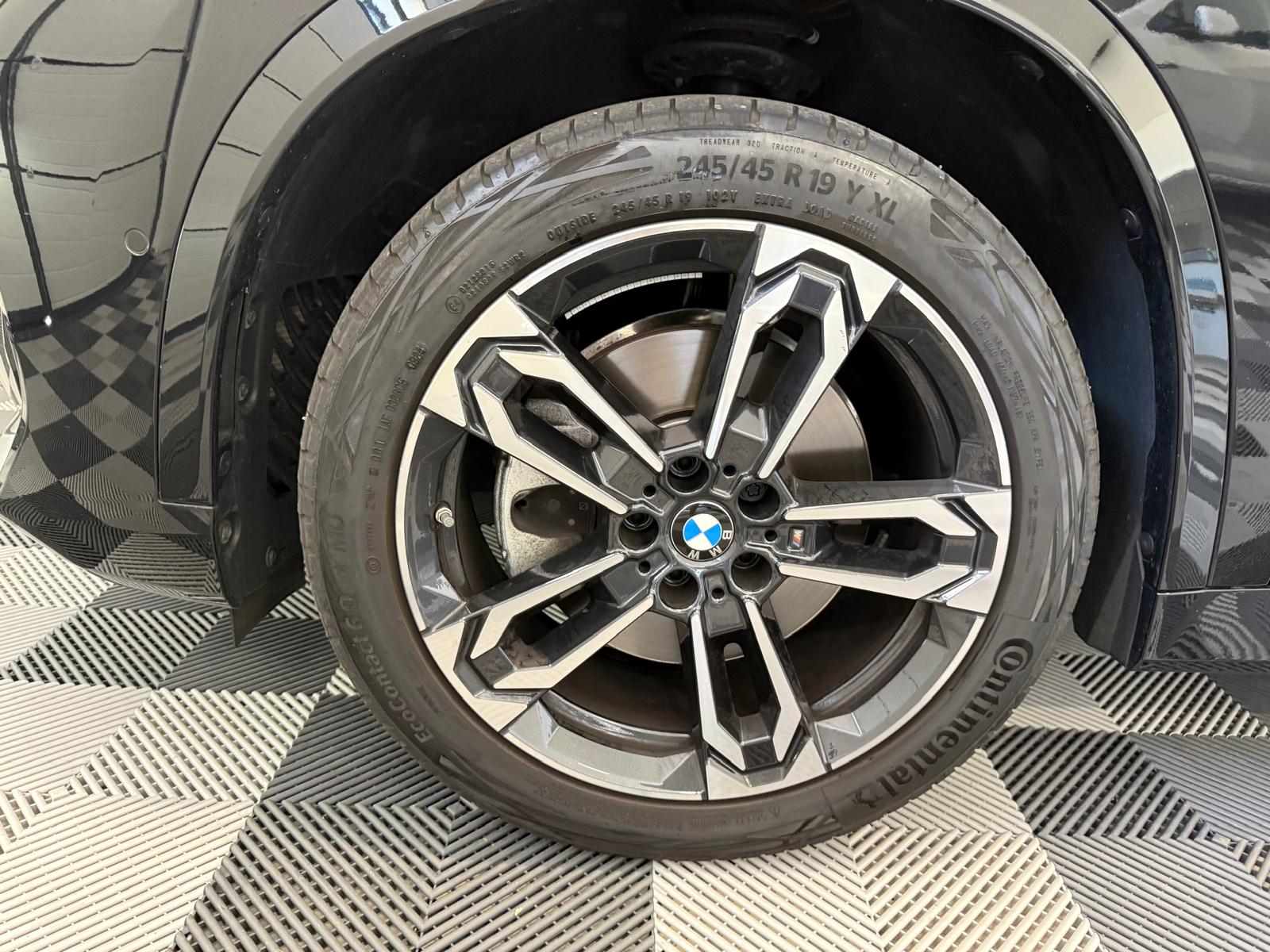 BMW X1 xDrive 23i 48V M Sport *Attelage automatique *Head up-image-31