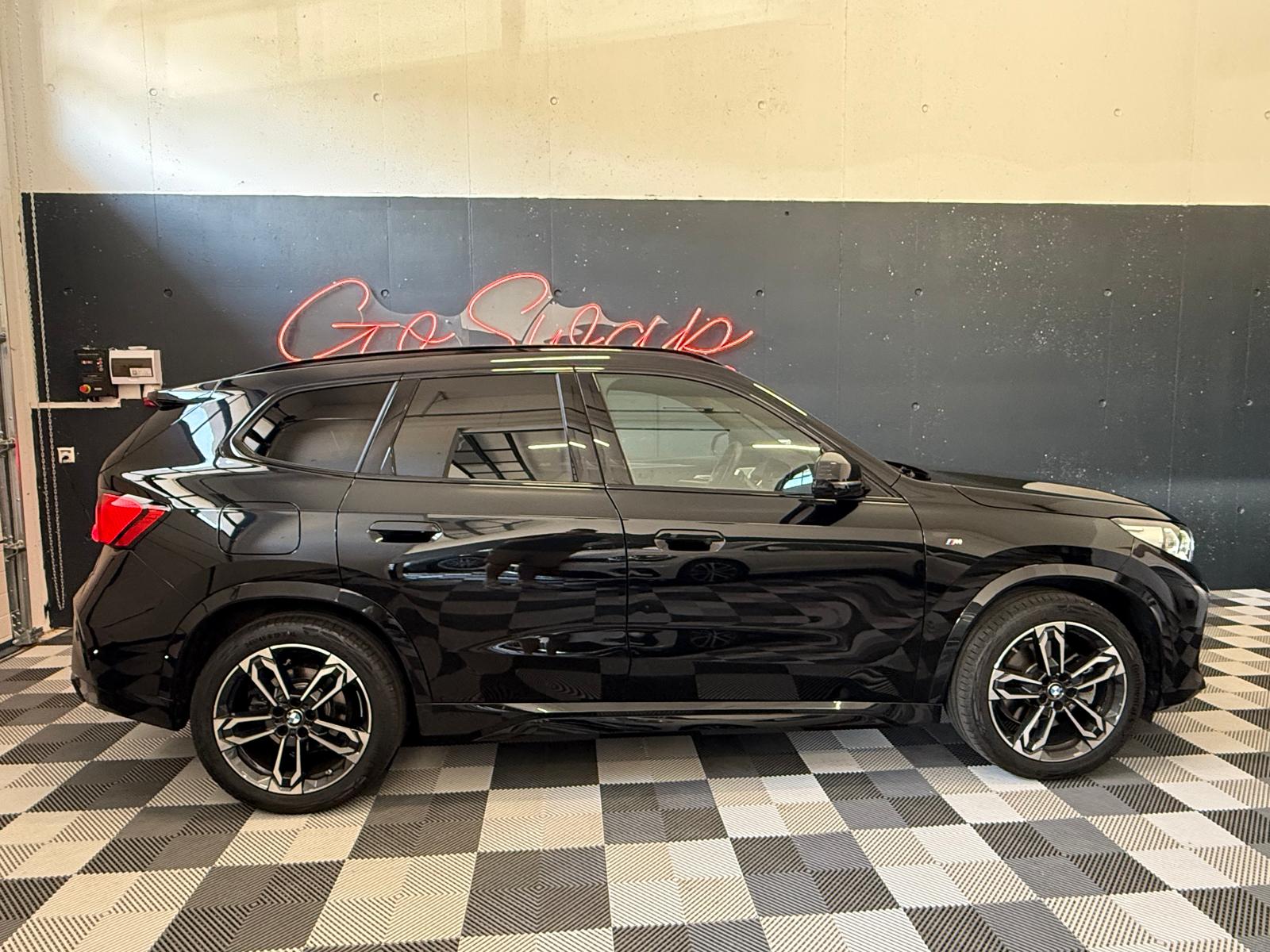 BMW X1 xDrive 23i 48V M Sport *Attelage automatique *Head up-image-6