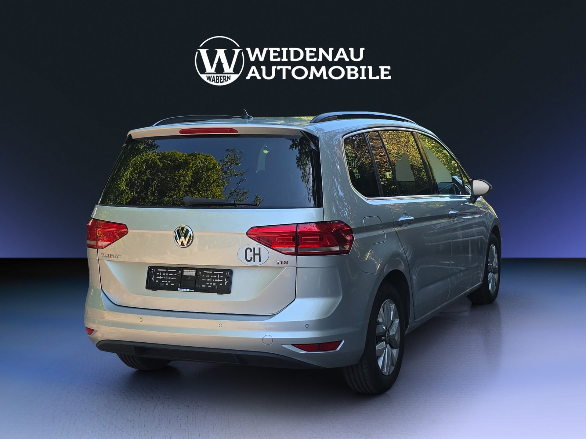 VW Touran 1.6 TDI BlueMotion Technology Trendline DSG-image-5