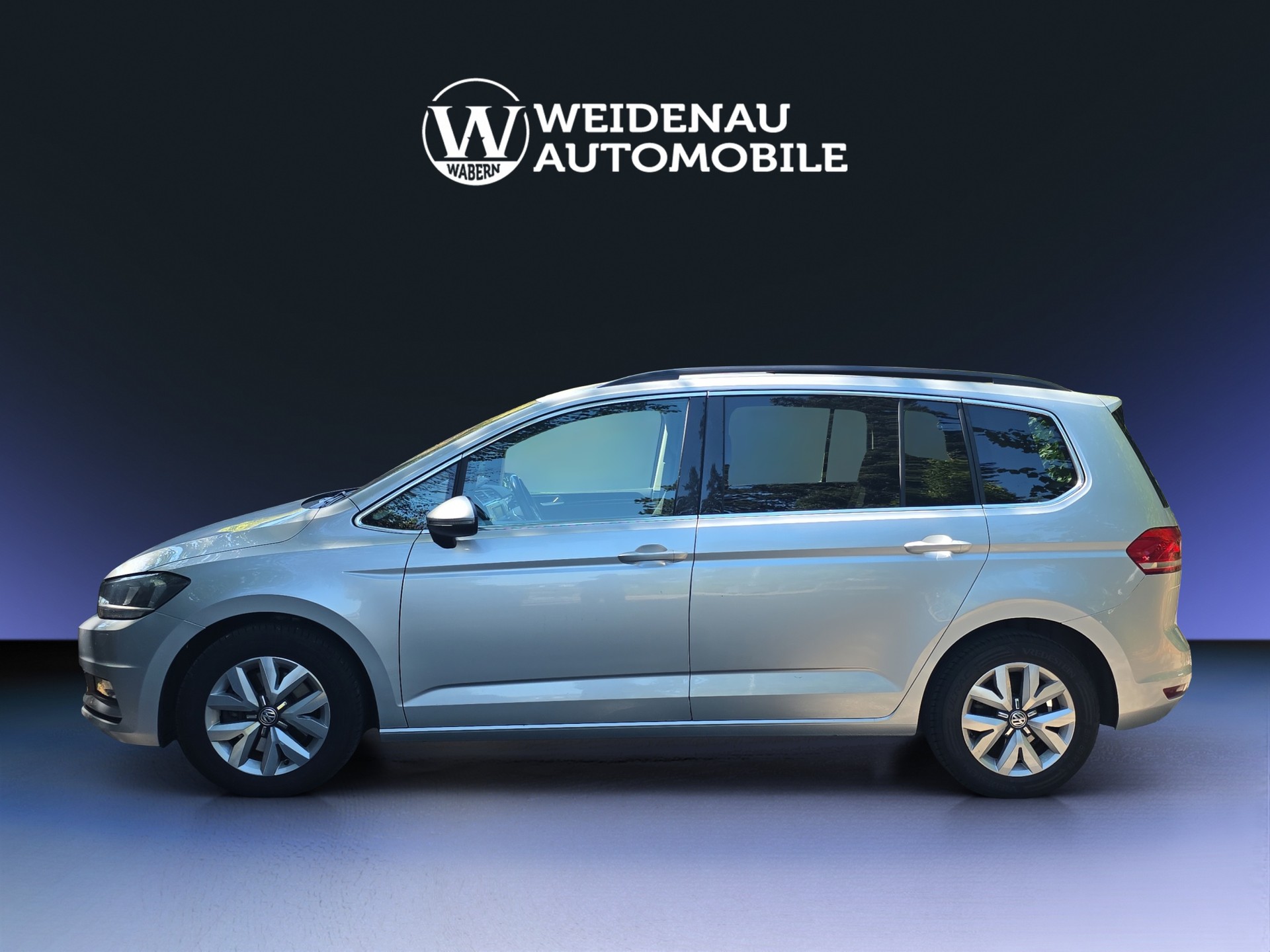 VW Touran 1.6 TDI BlueMotion Technology Trendline DSG-image-2